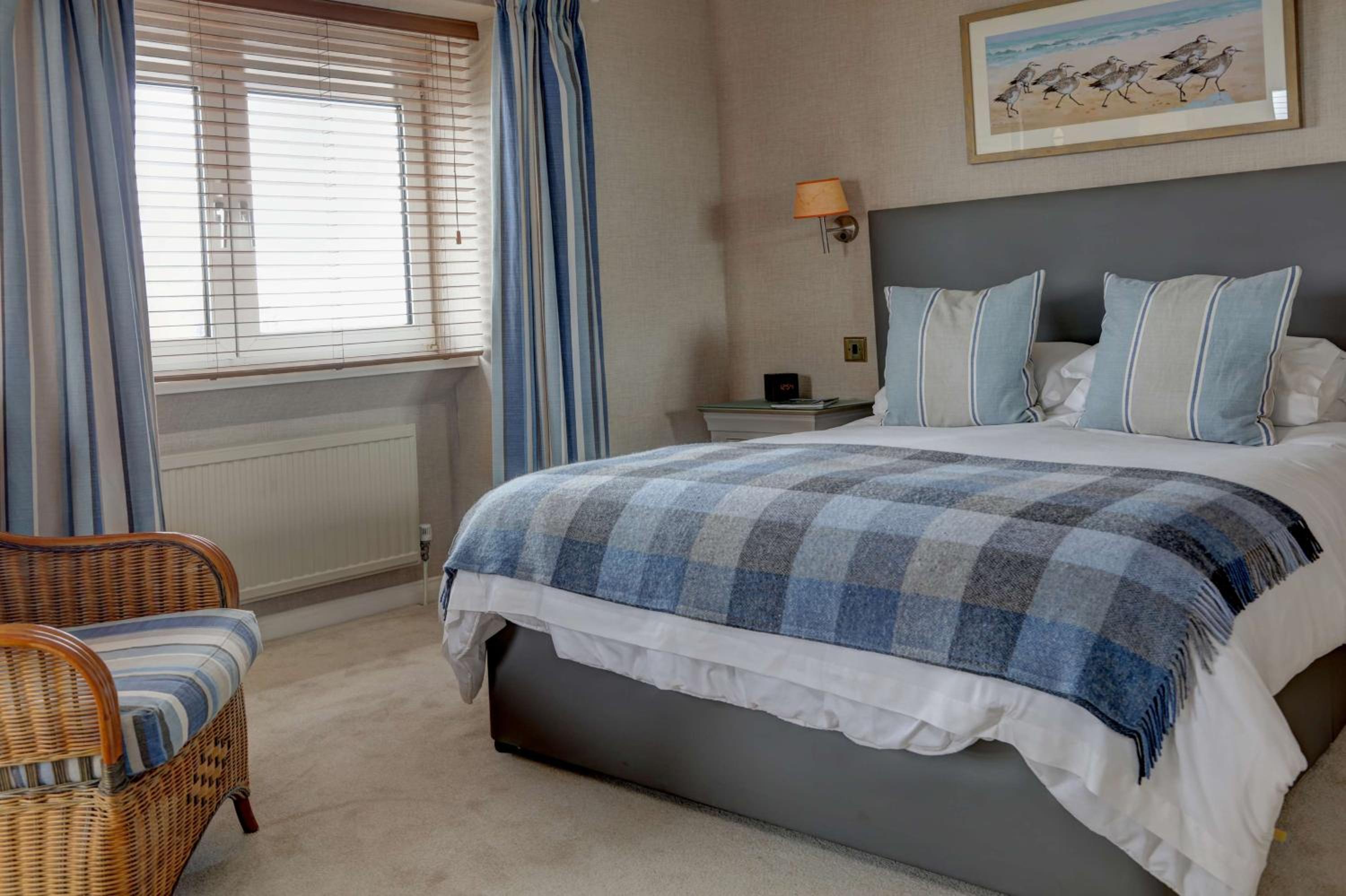 Classic King Room with Sea View - Photo 1