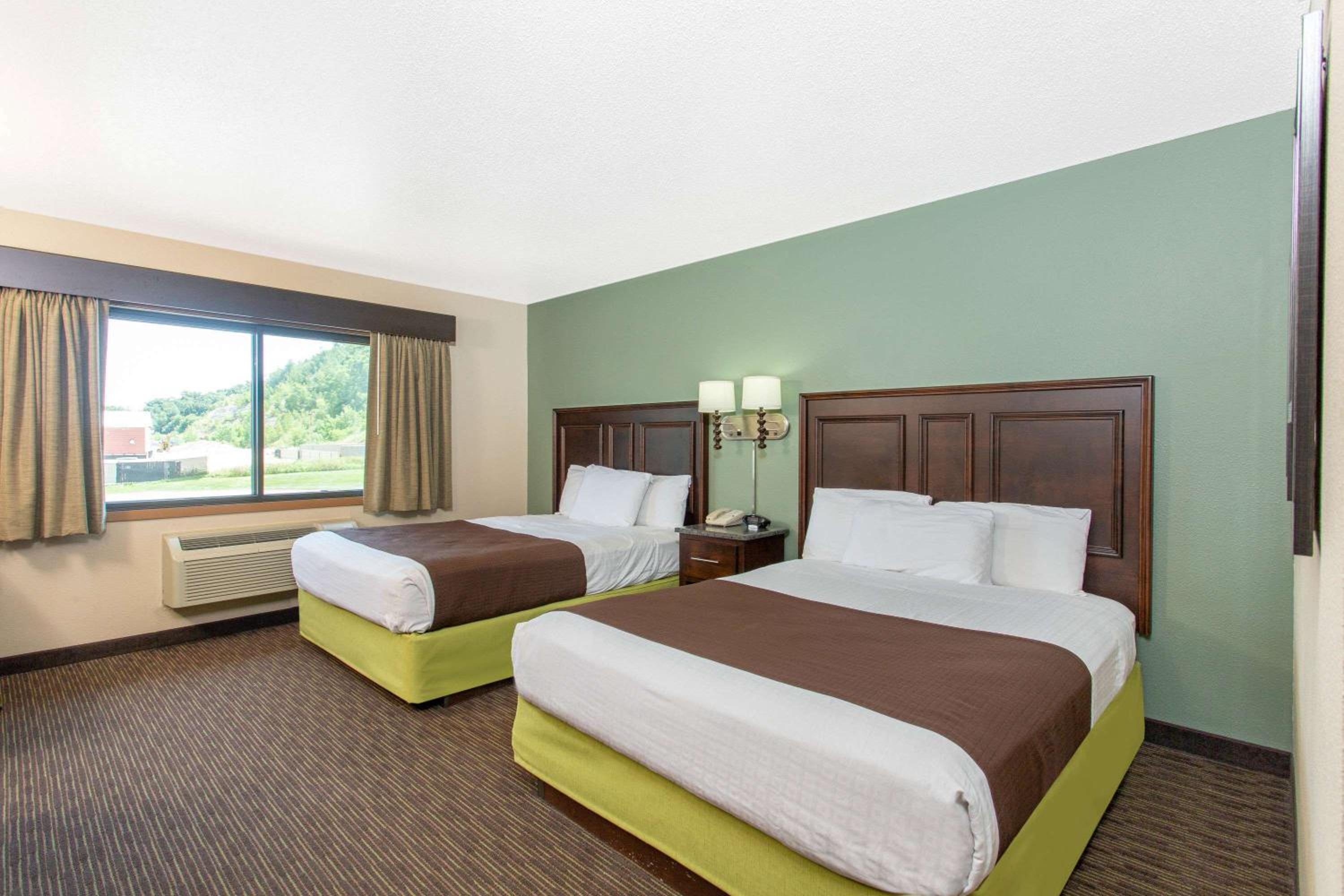 Queen Room with Two Queen Beds - Non-Smoking
