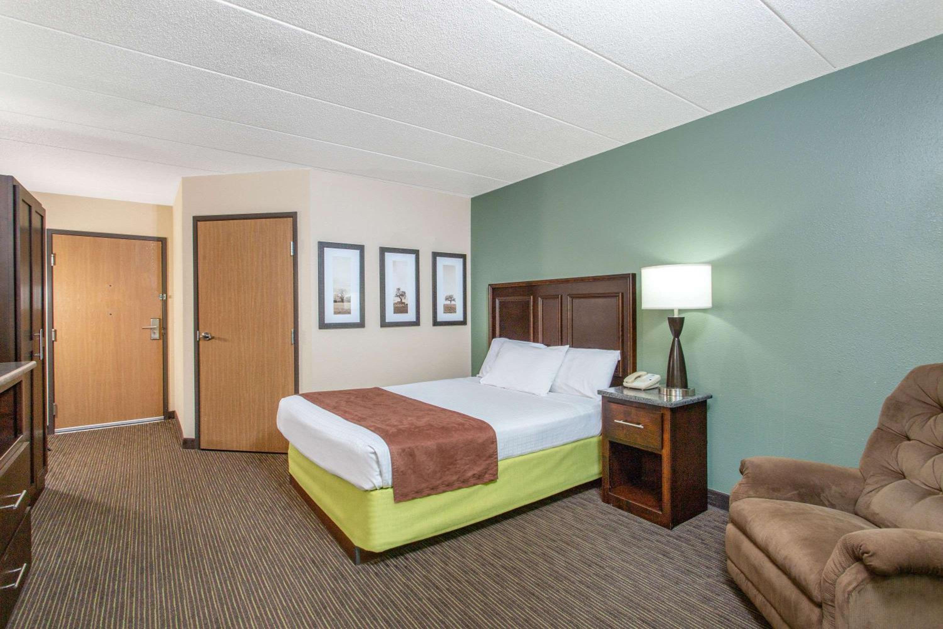 King Room - Non-Smoking