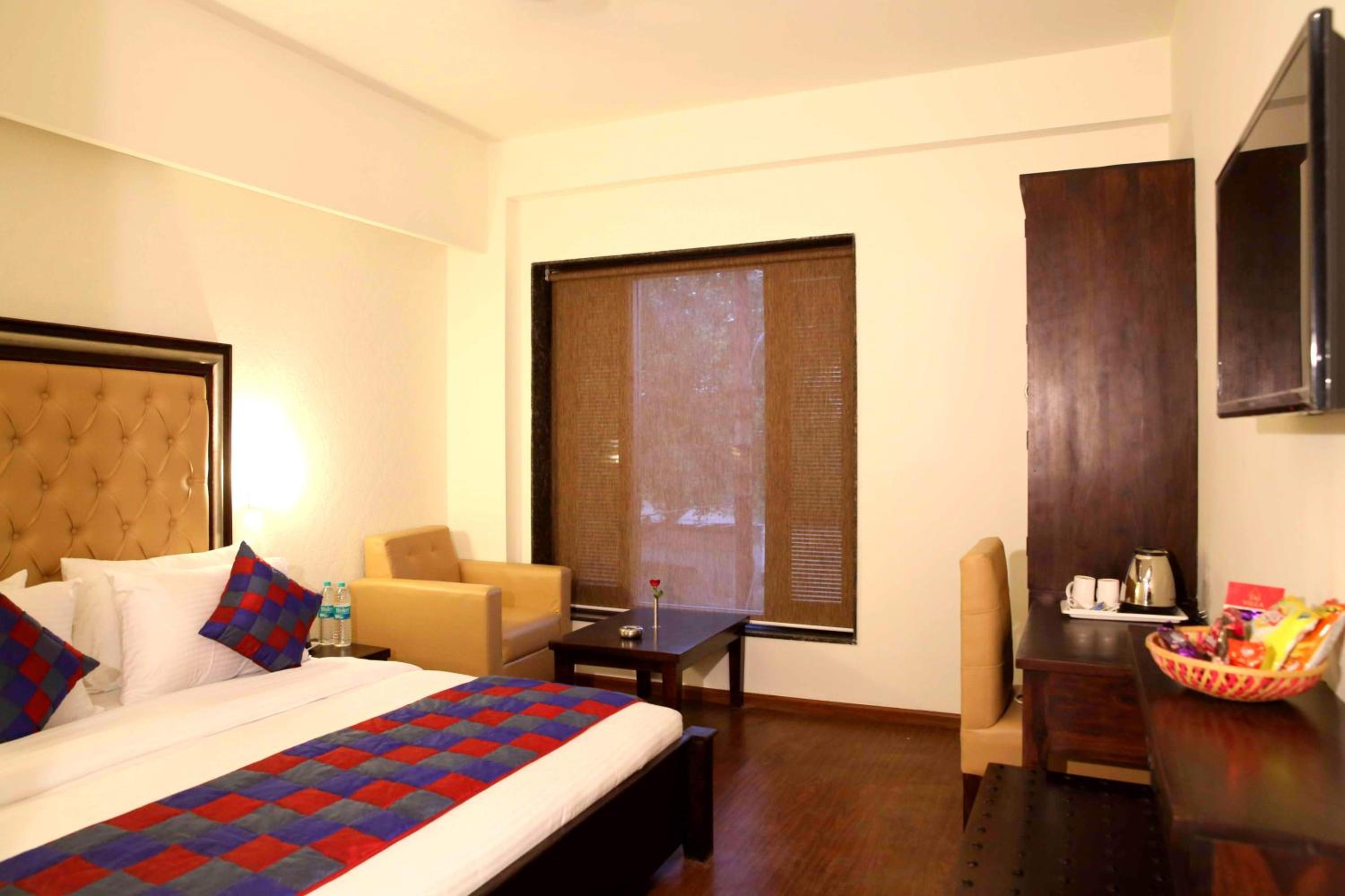 Classic Deluxe Room