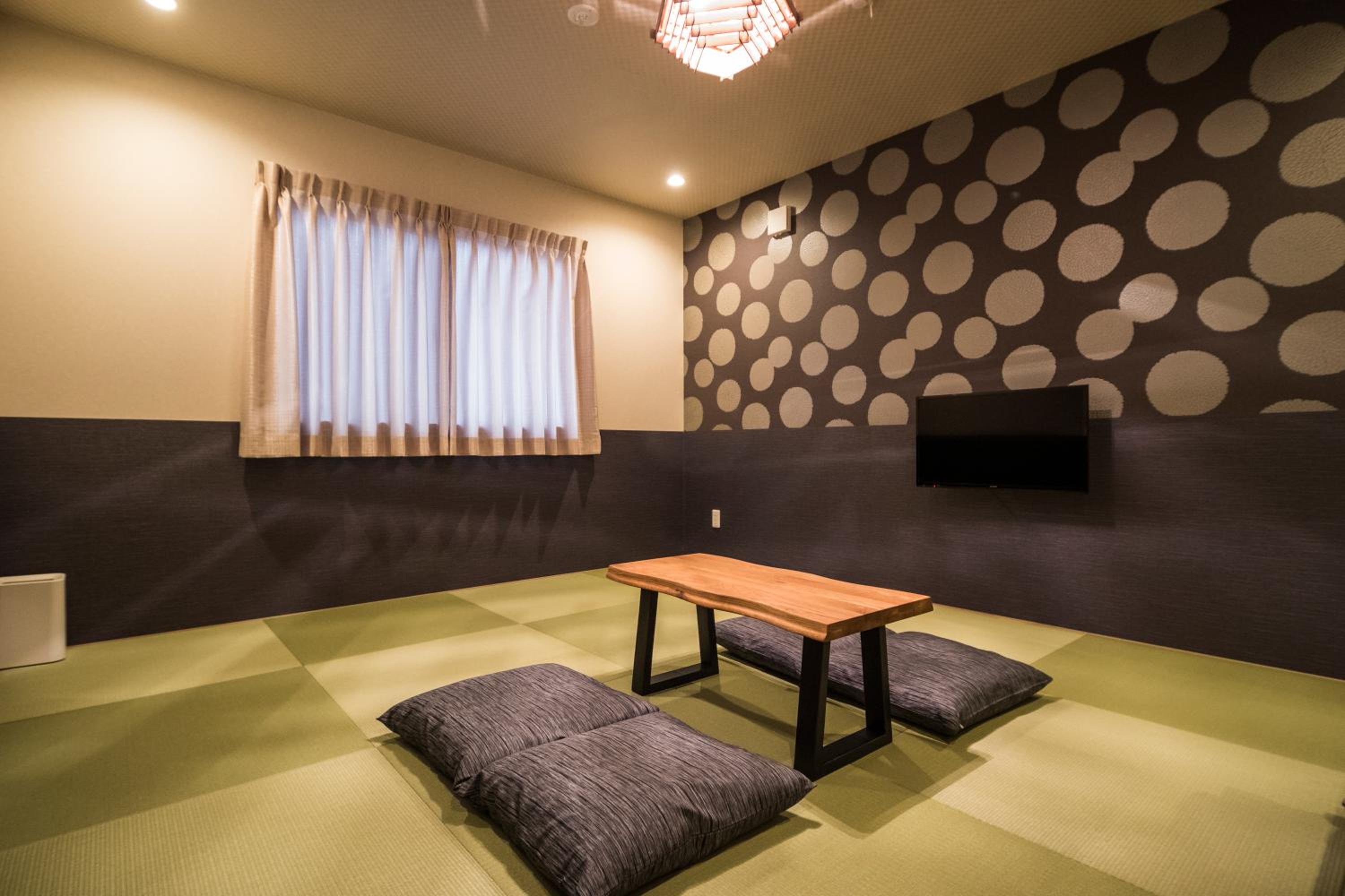 Japanese-Style Room (5 People) 1 - Photo 3
