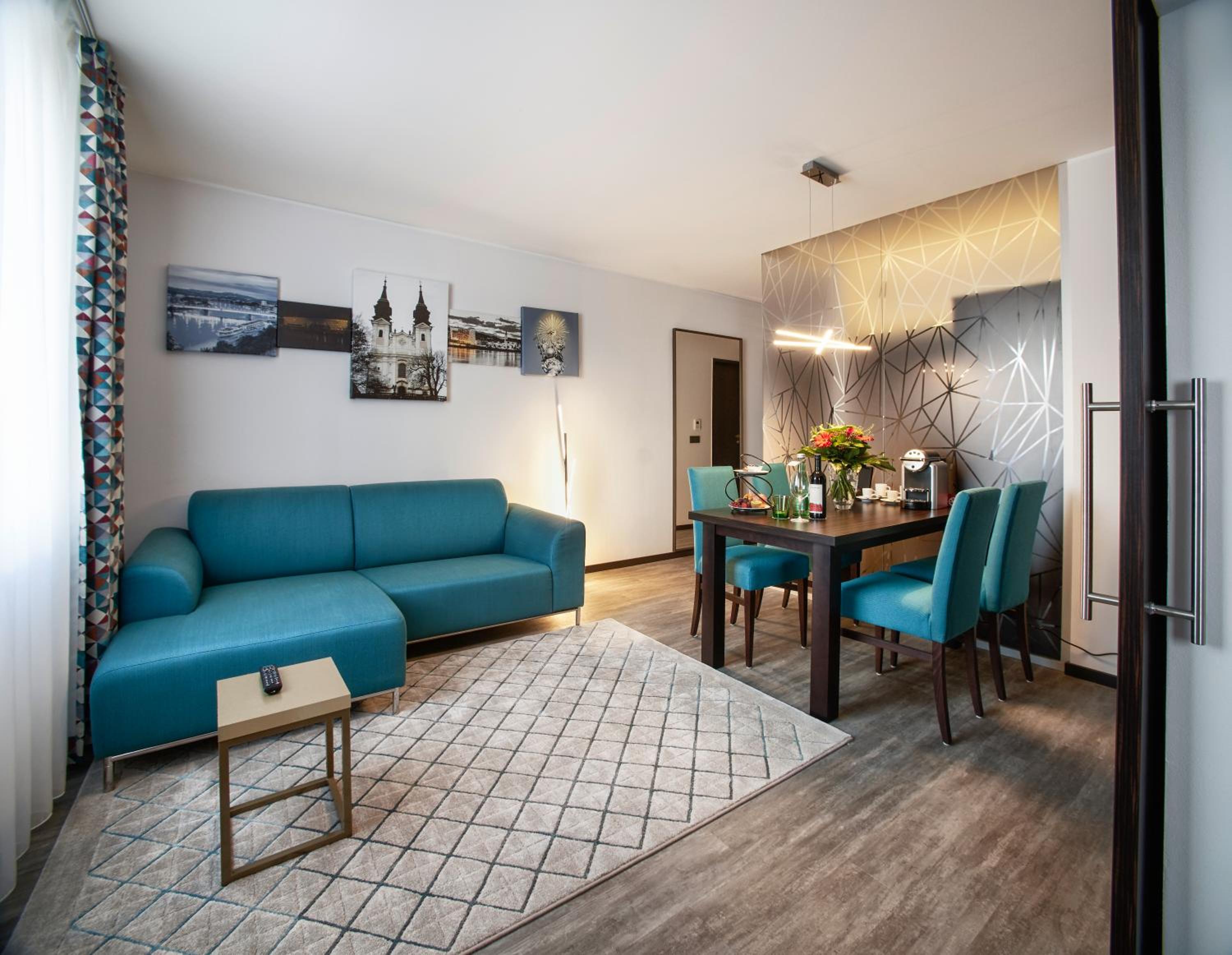 Suite photo 1
