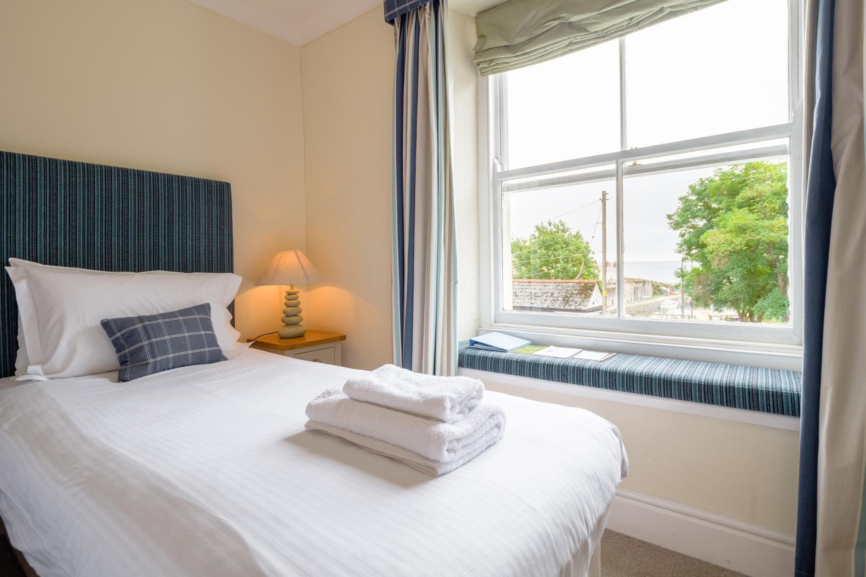 Superior Twin Room photo 3