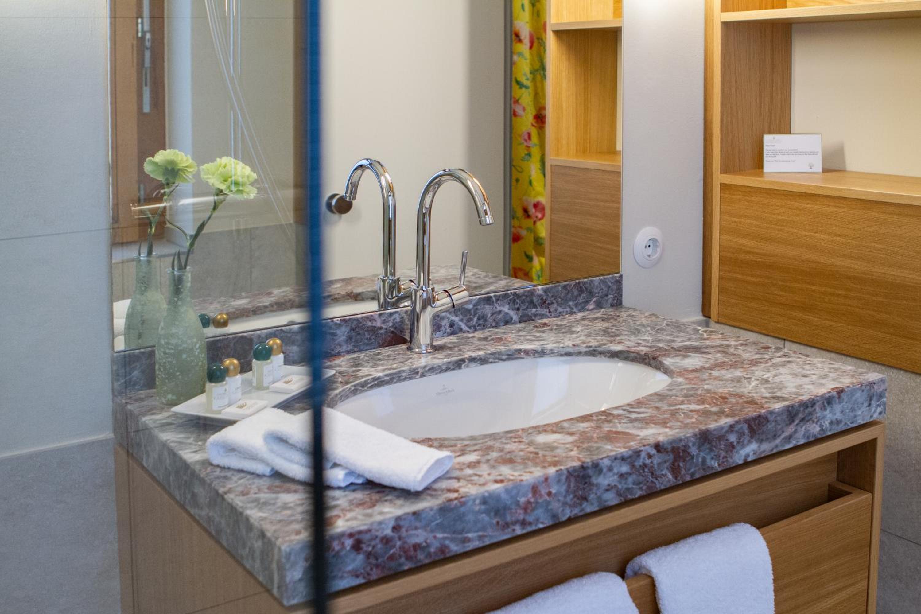 Superior Double Room - Photo 3