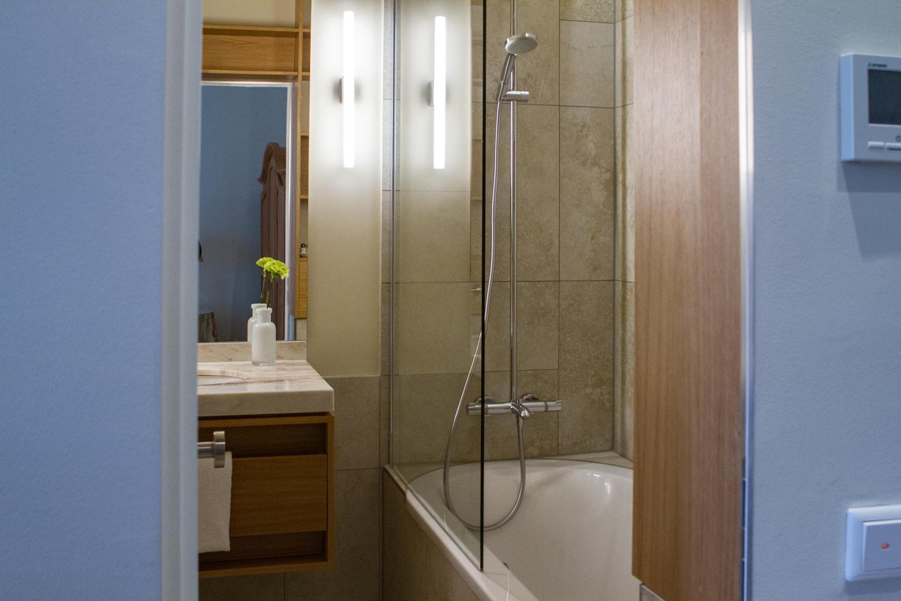 Superior Double Room - Photo 8
