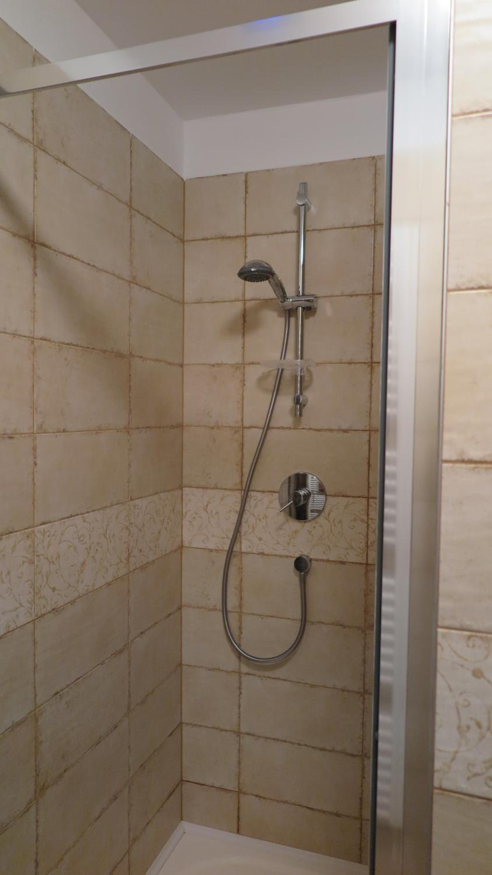 Apartment - Photo 4