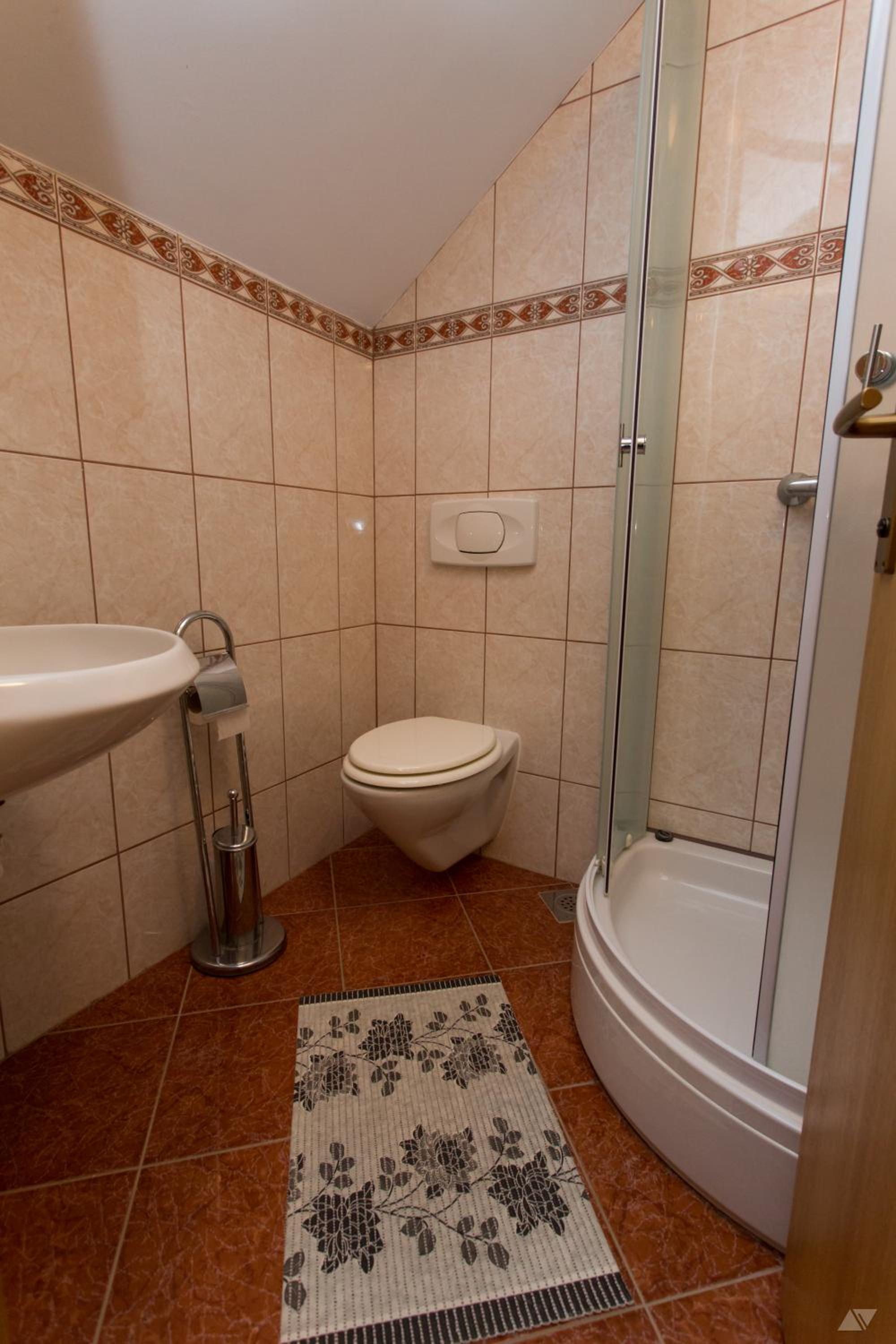 Triple Room with Private Bathroom photo 3