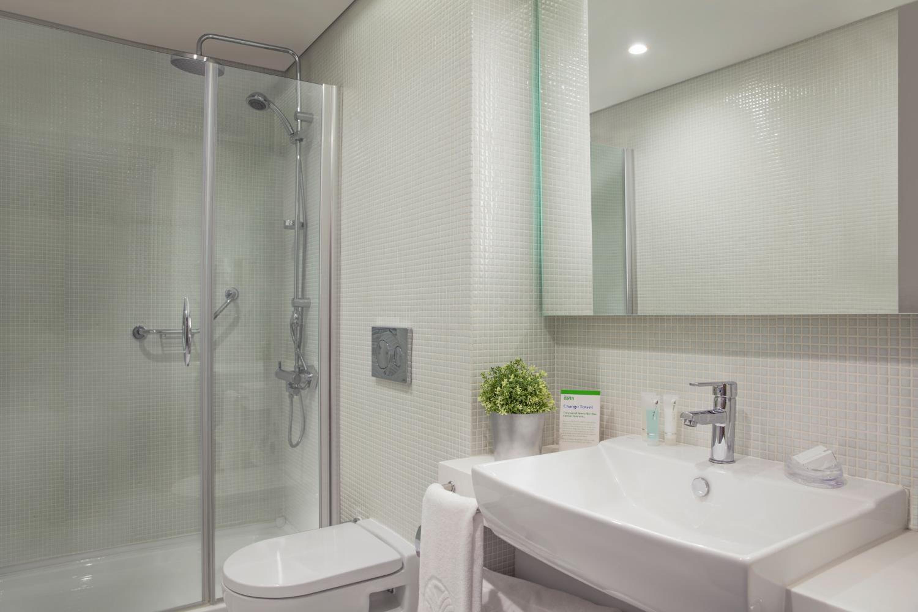 One Bedroom Suite with Sea View photo 3