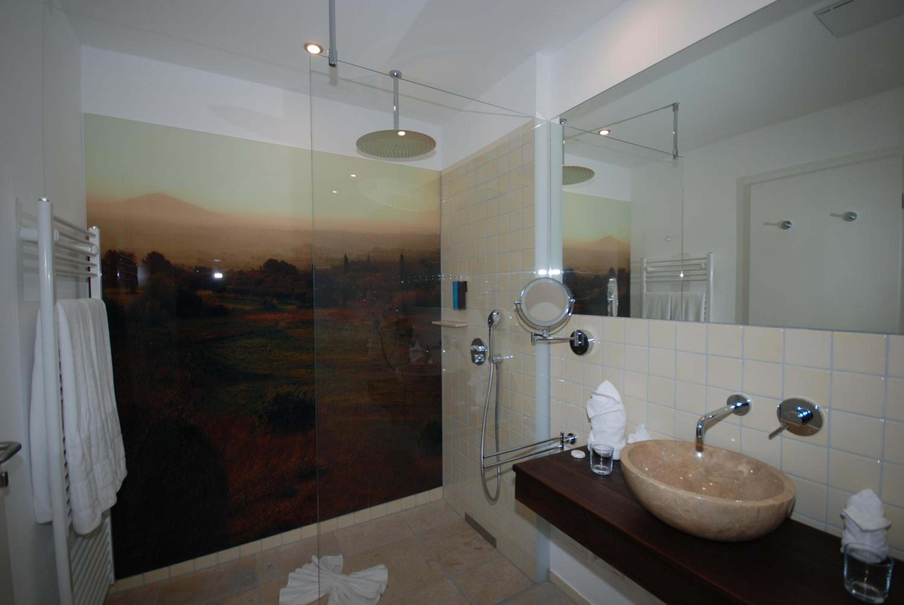 Double Room - Photo 9
