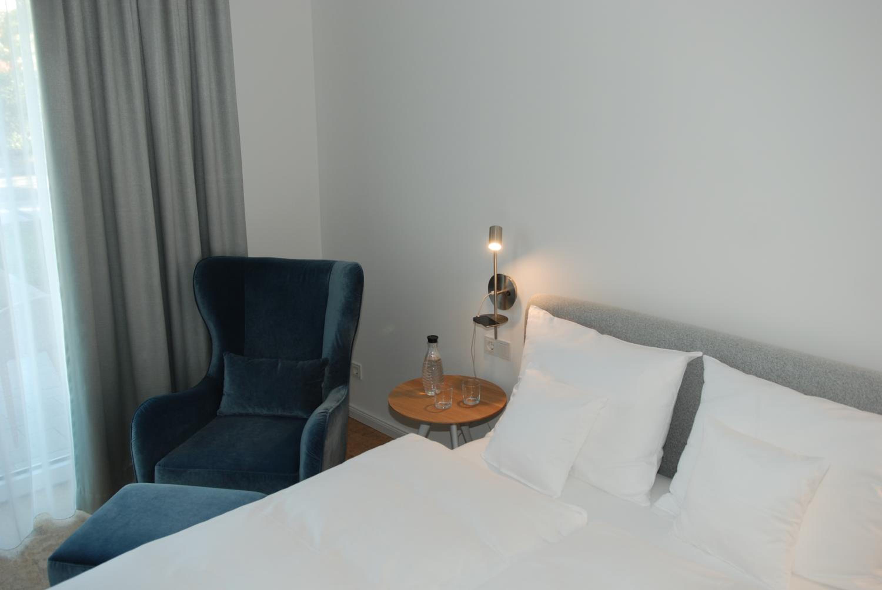 Double Room - Photo 6