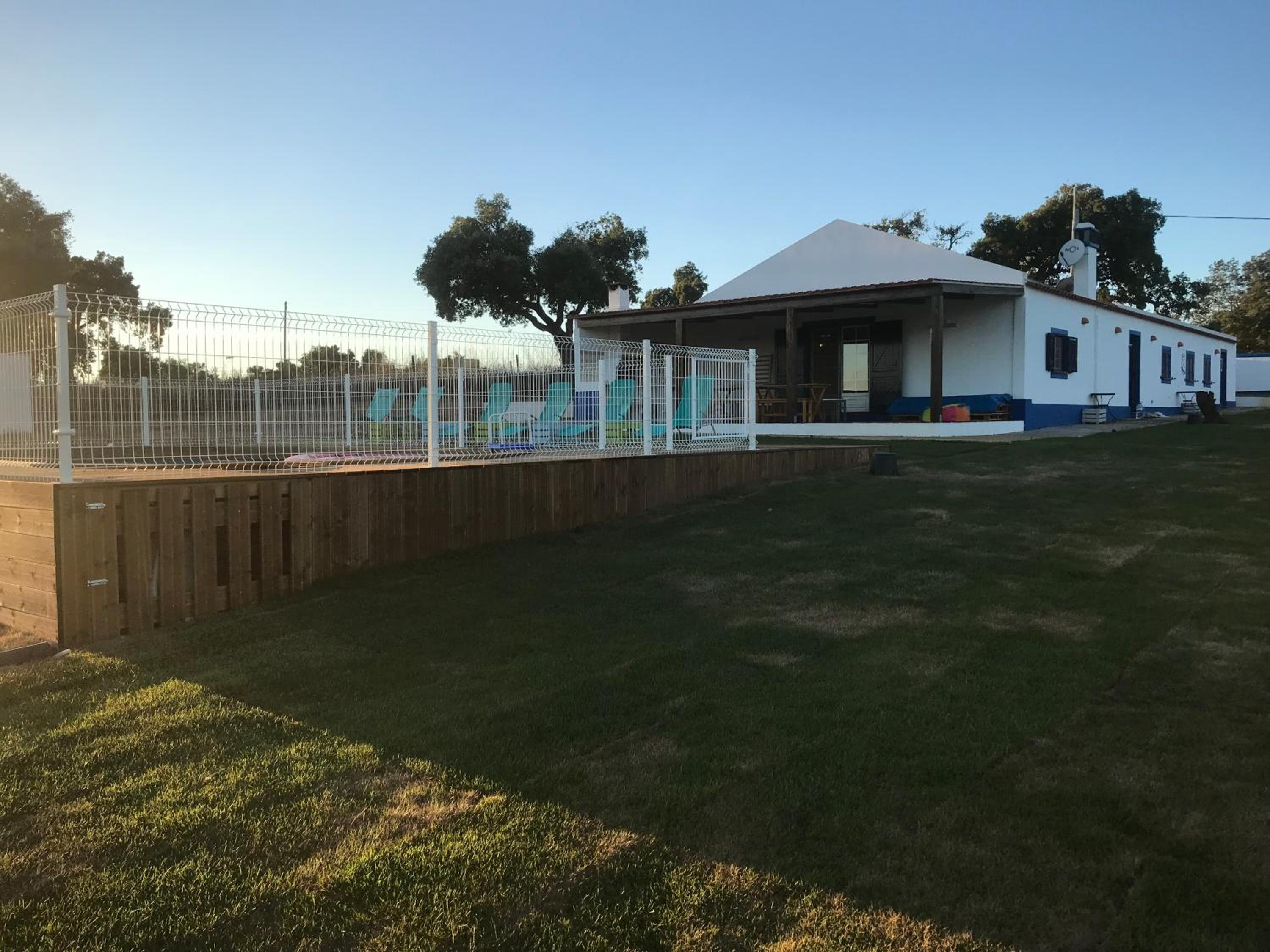 Three-Bedroom House photo 2