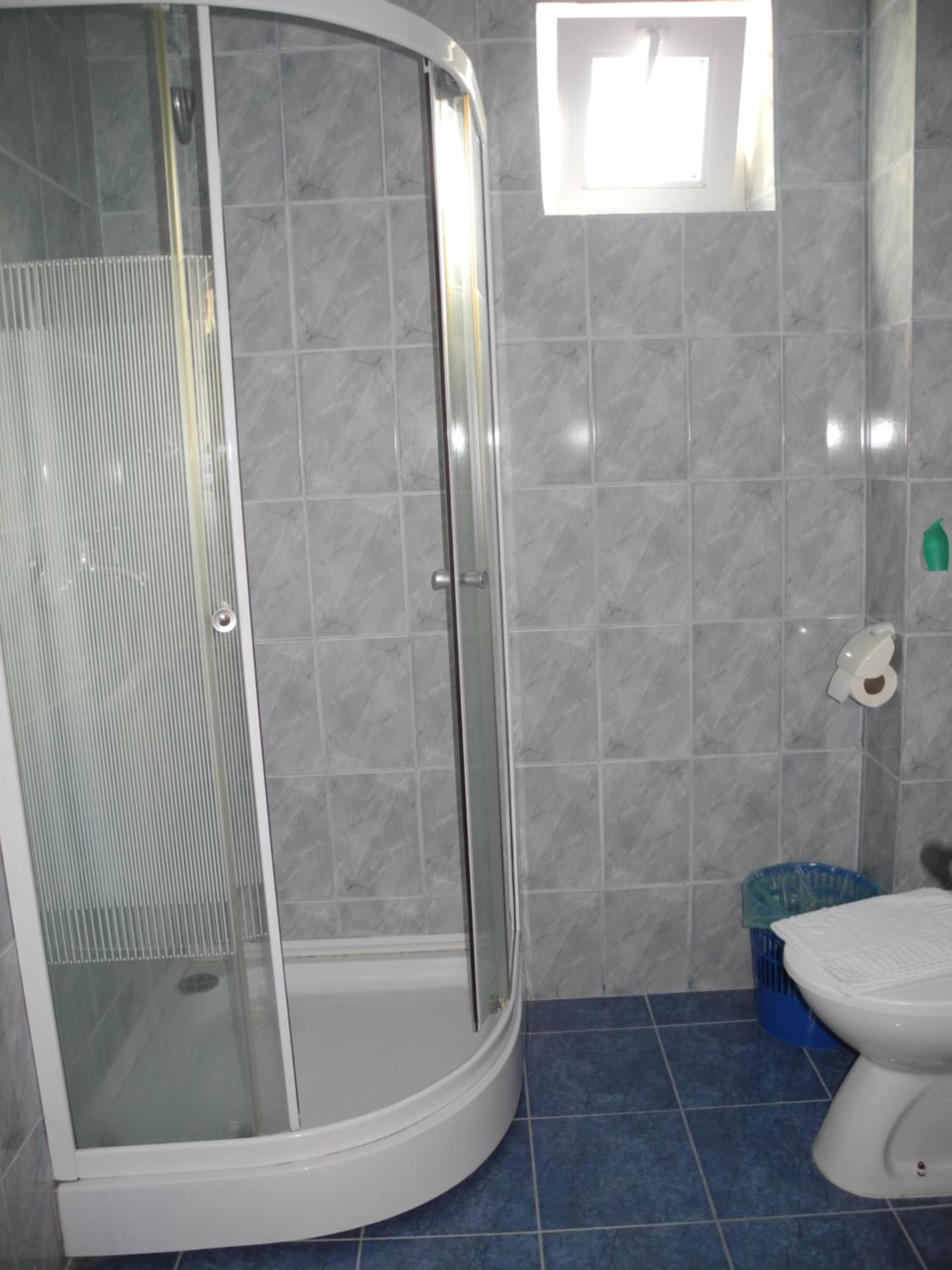 Double Room - Photo 10