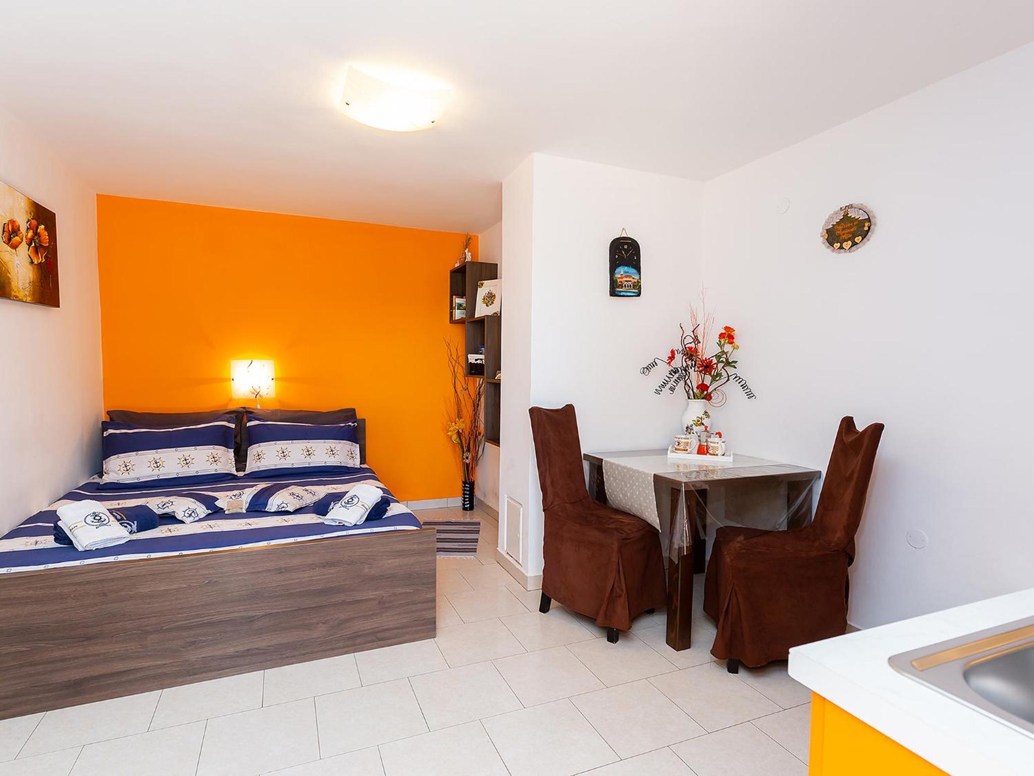 Studio (2 Adults)