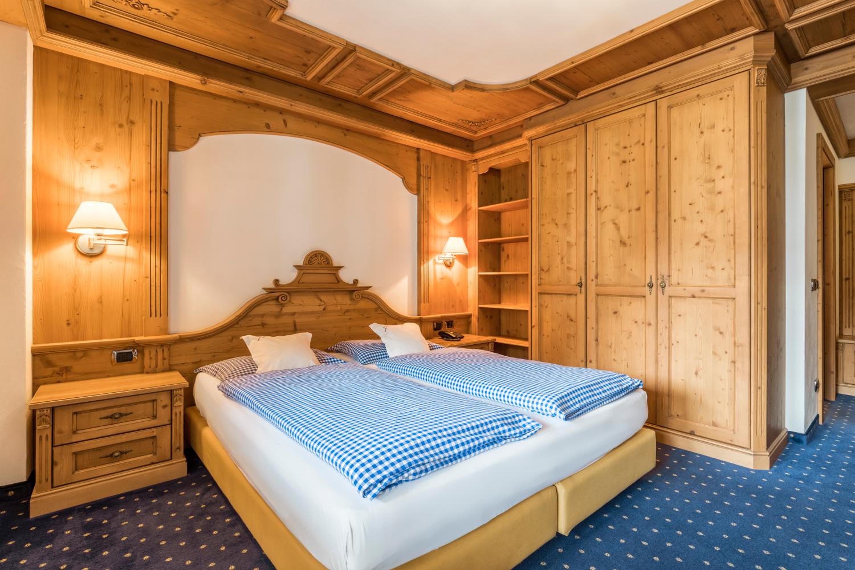 Double or Twin Room photo 2