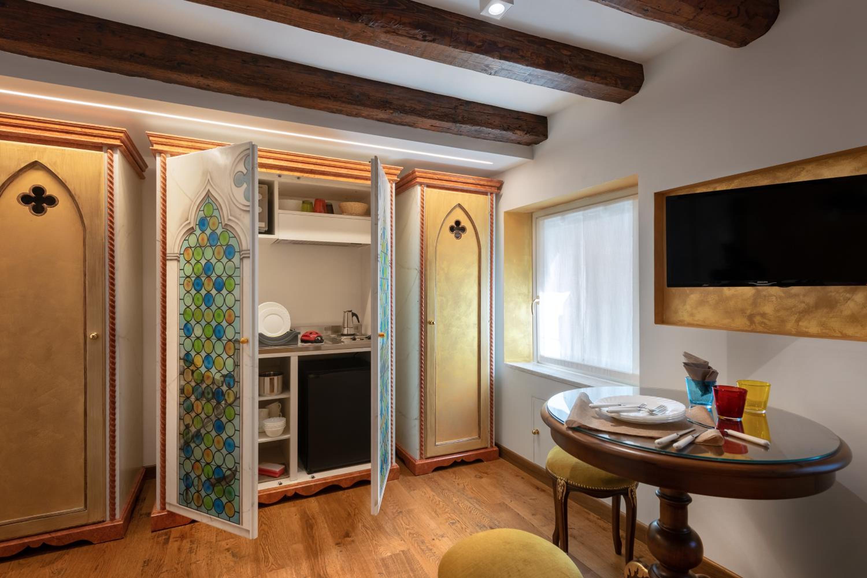 One-Bedroom Apartment - Separate Building