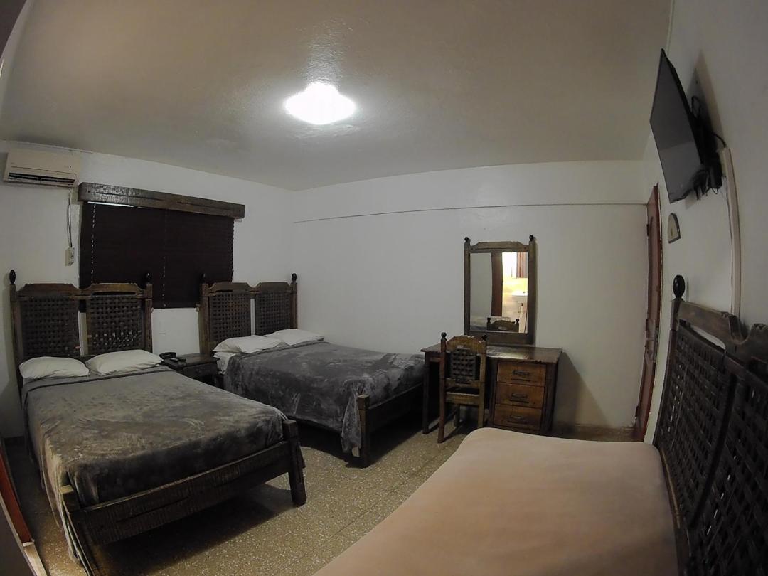 Twin Room photo 1