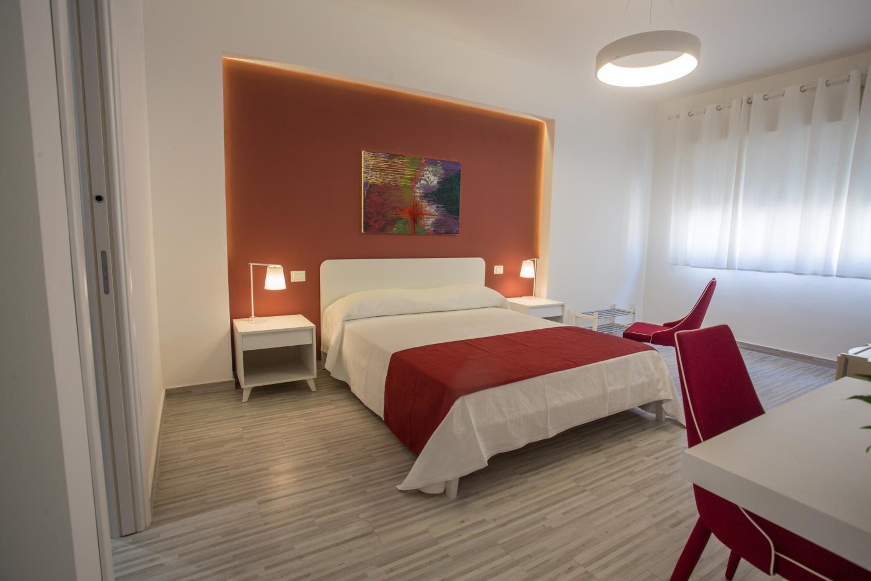Deluxe Room (2 Adults + 1 Child) photo 1