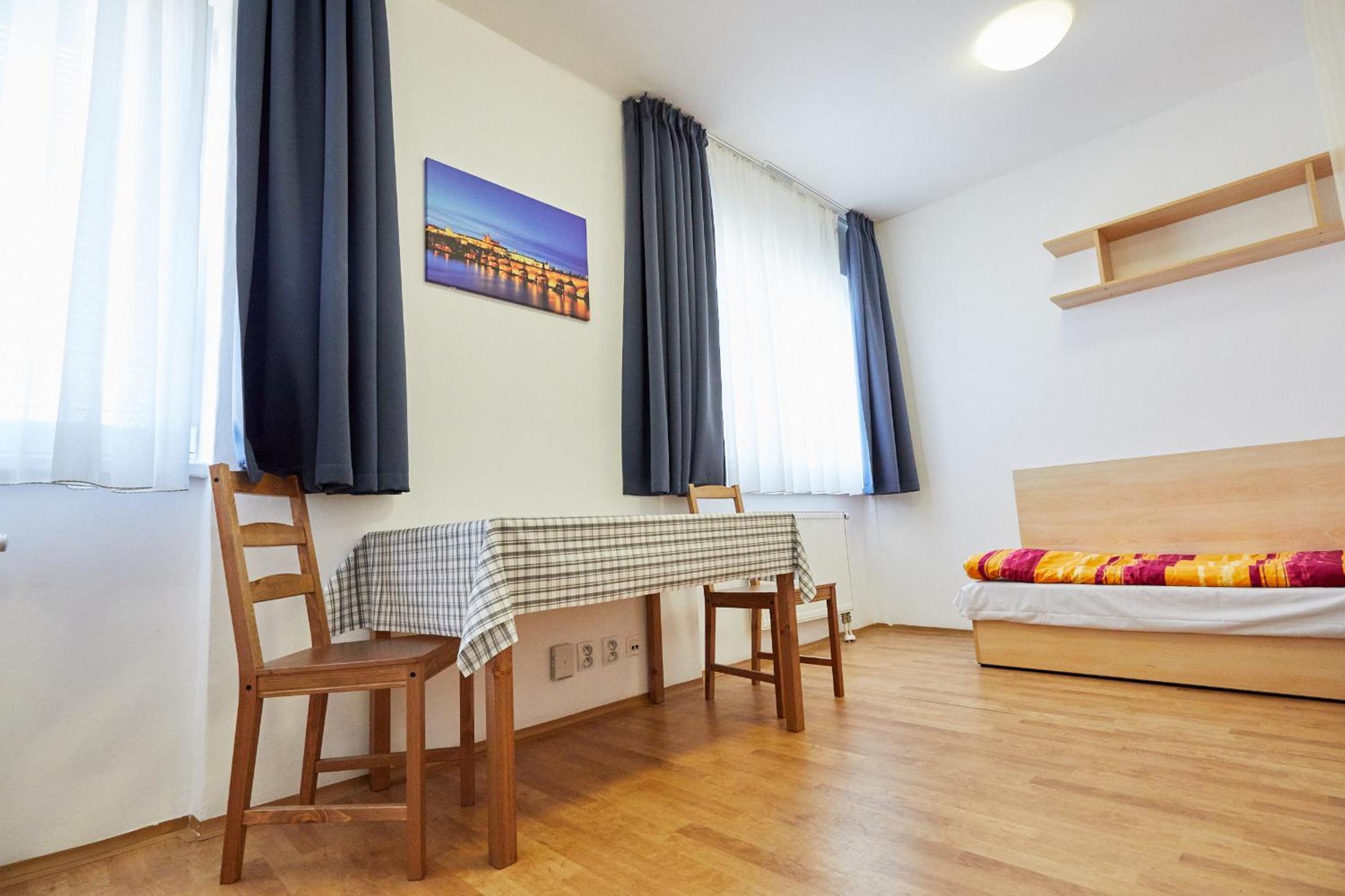 Basic Twin Room