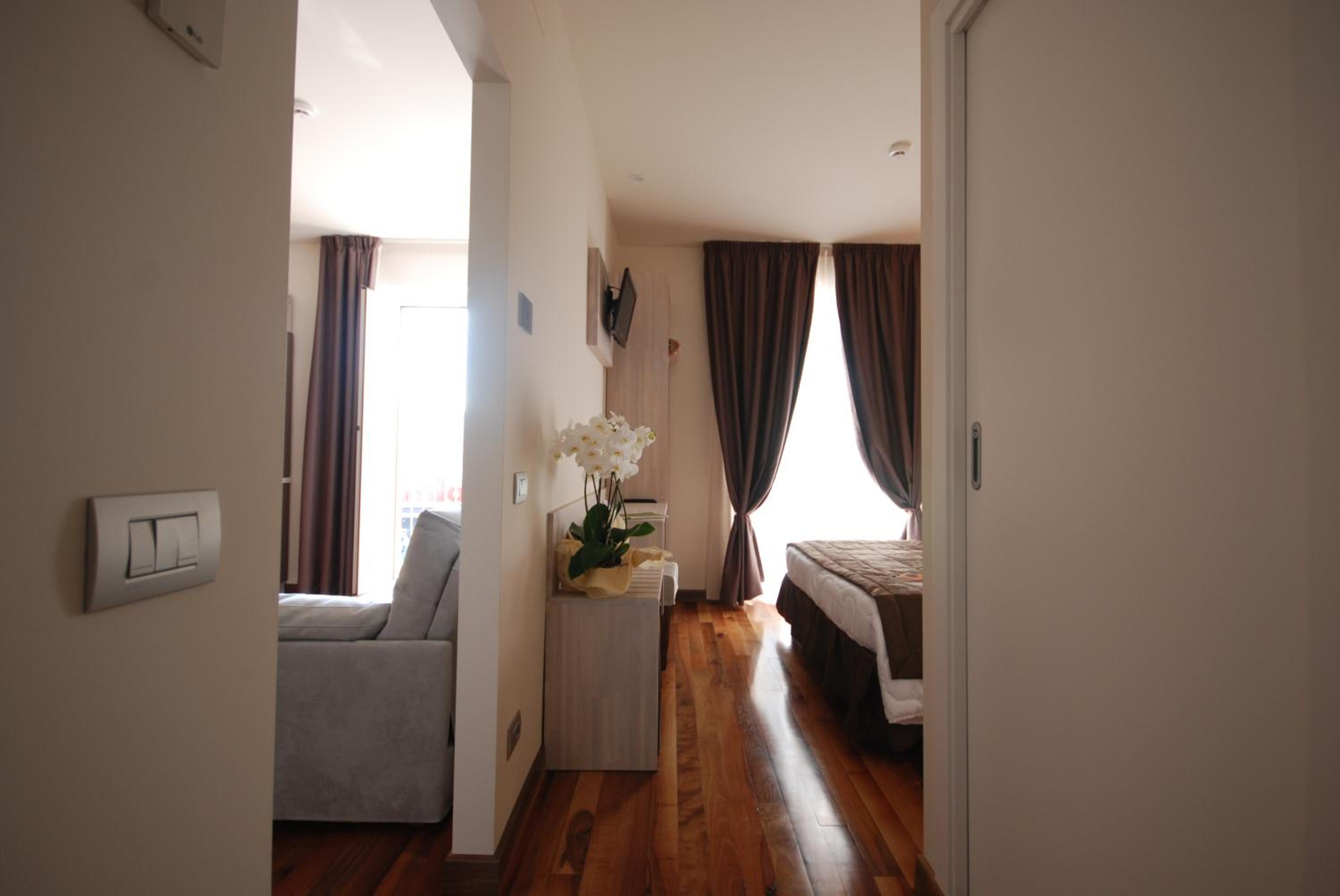 Family Suite - Photo 1