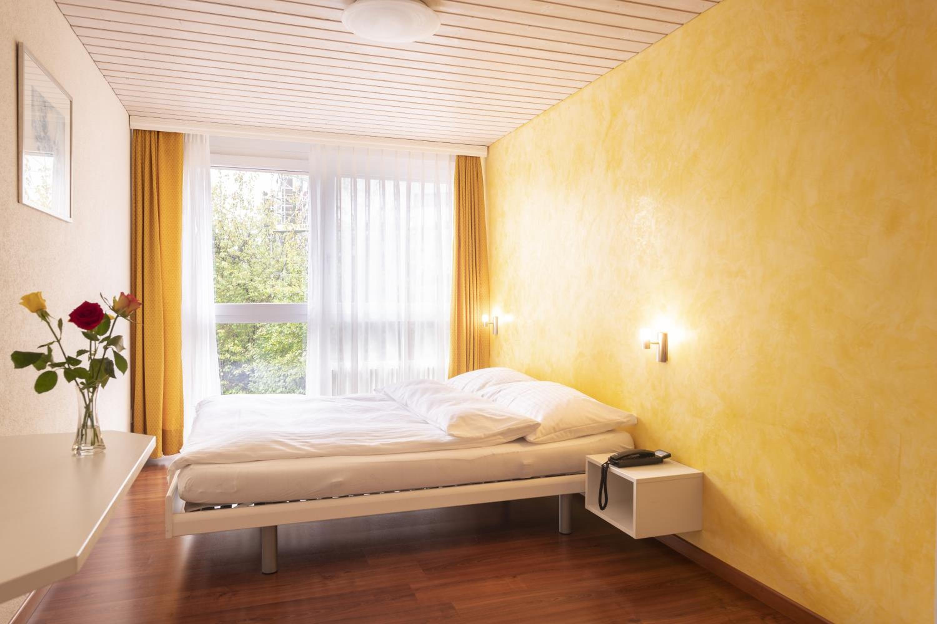 Economy Single Room