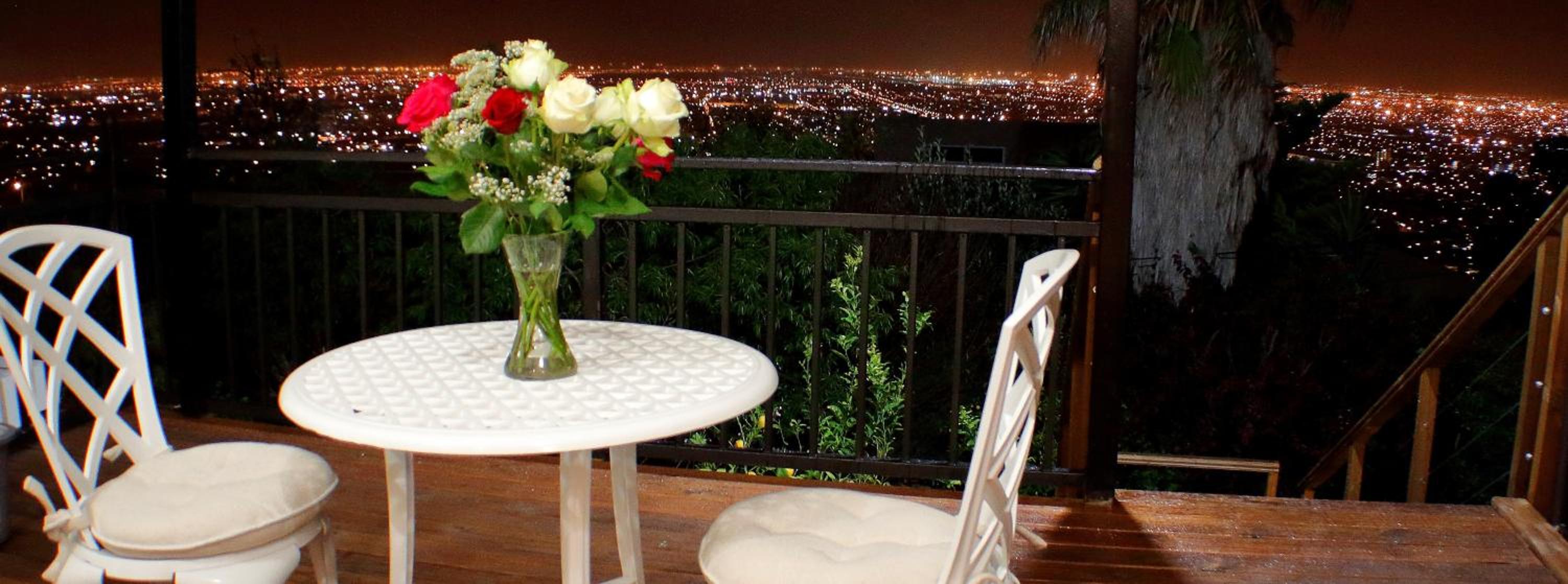 Suite with Balcony & City View photo 2