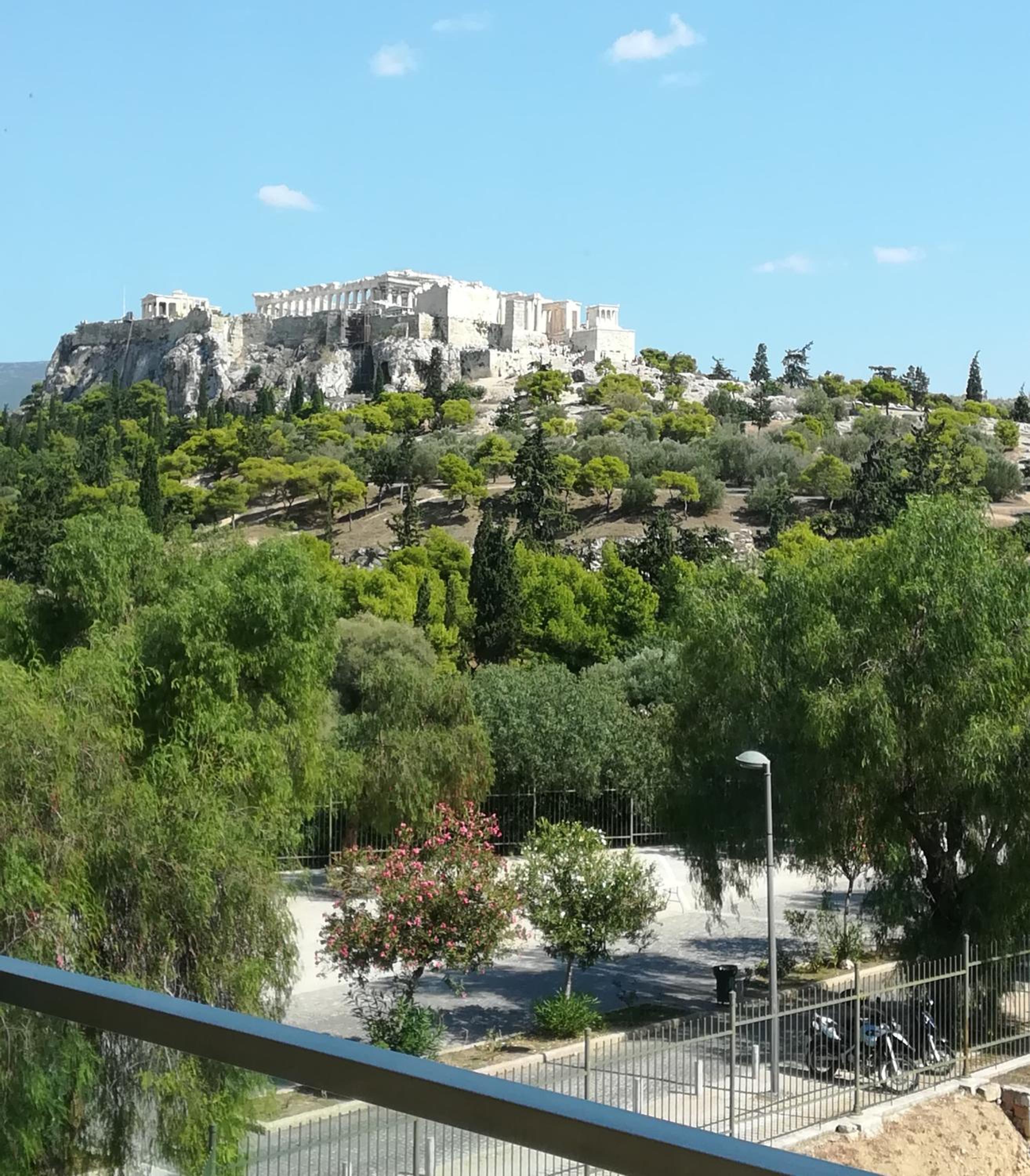 Executive Double Room with Balcony and Acropolis View photo 3