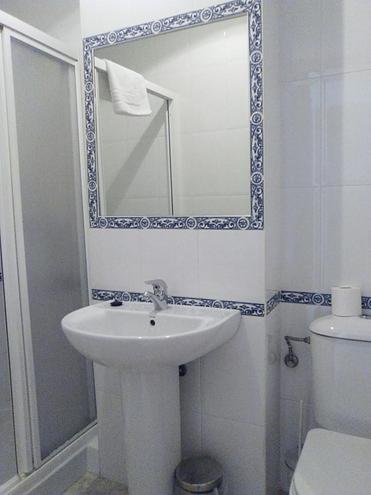 Double Room with Private External Bathroom photo 3