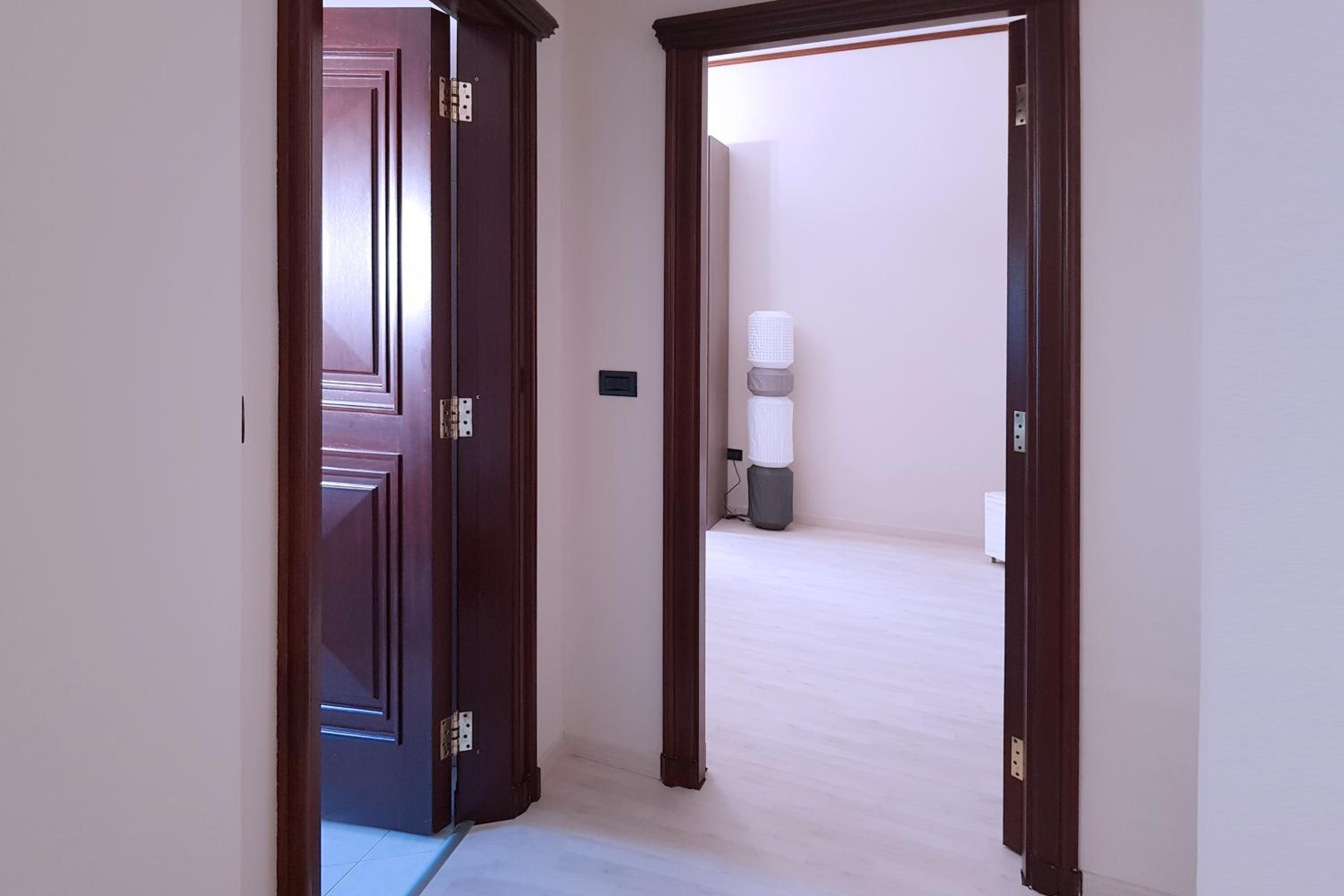 One-Bedroom House - Photo 8