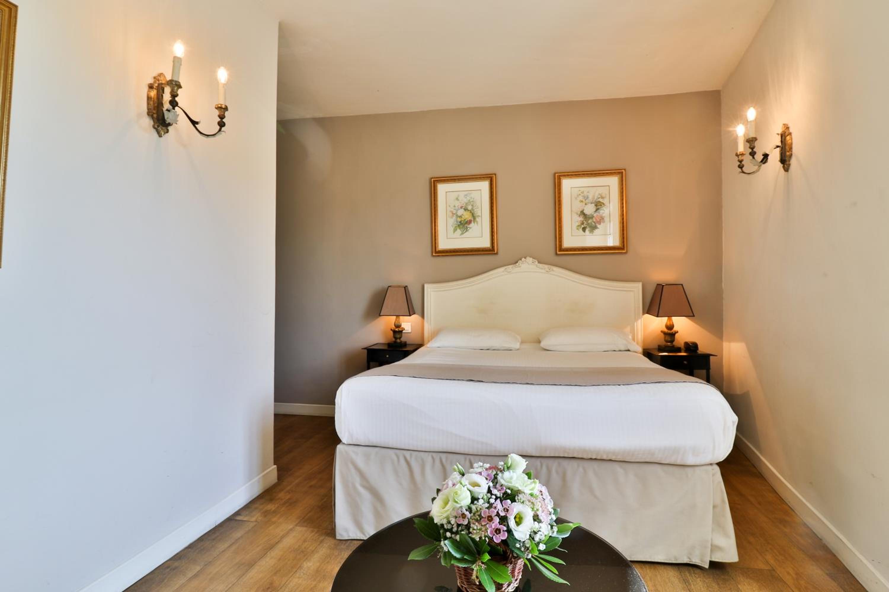 Standard Queen Room - Photo 2