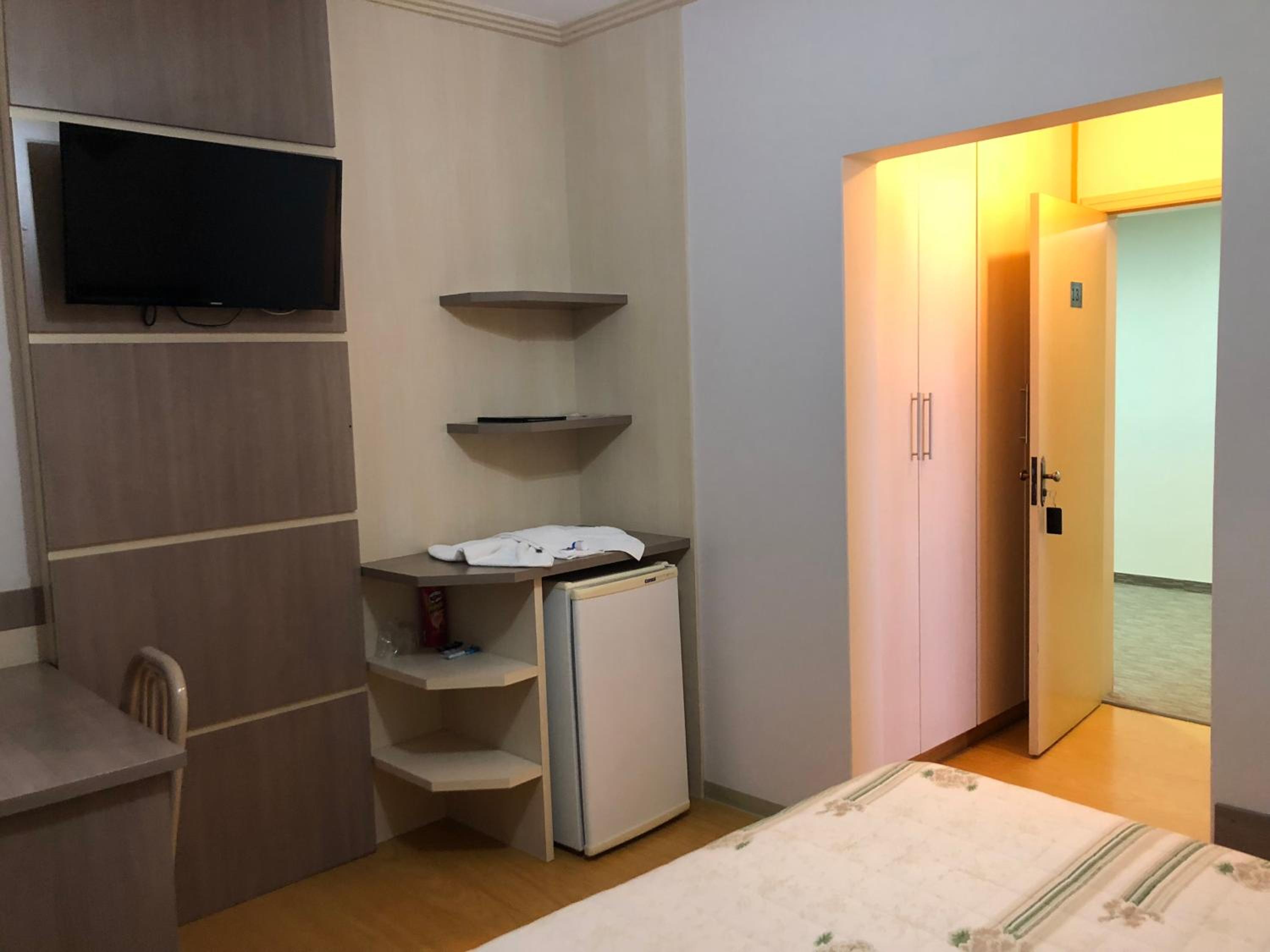 Deluxe Double Room with Bath photo 2