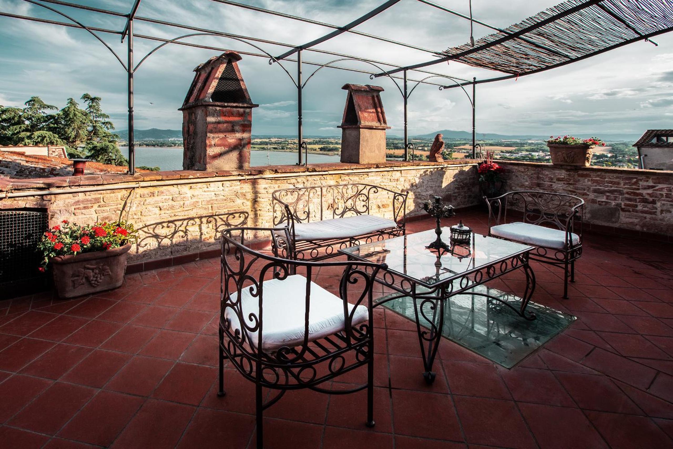 Suite with Terrace photo 3