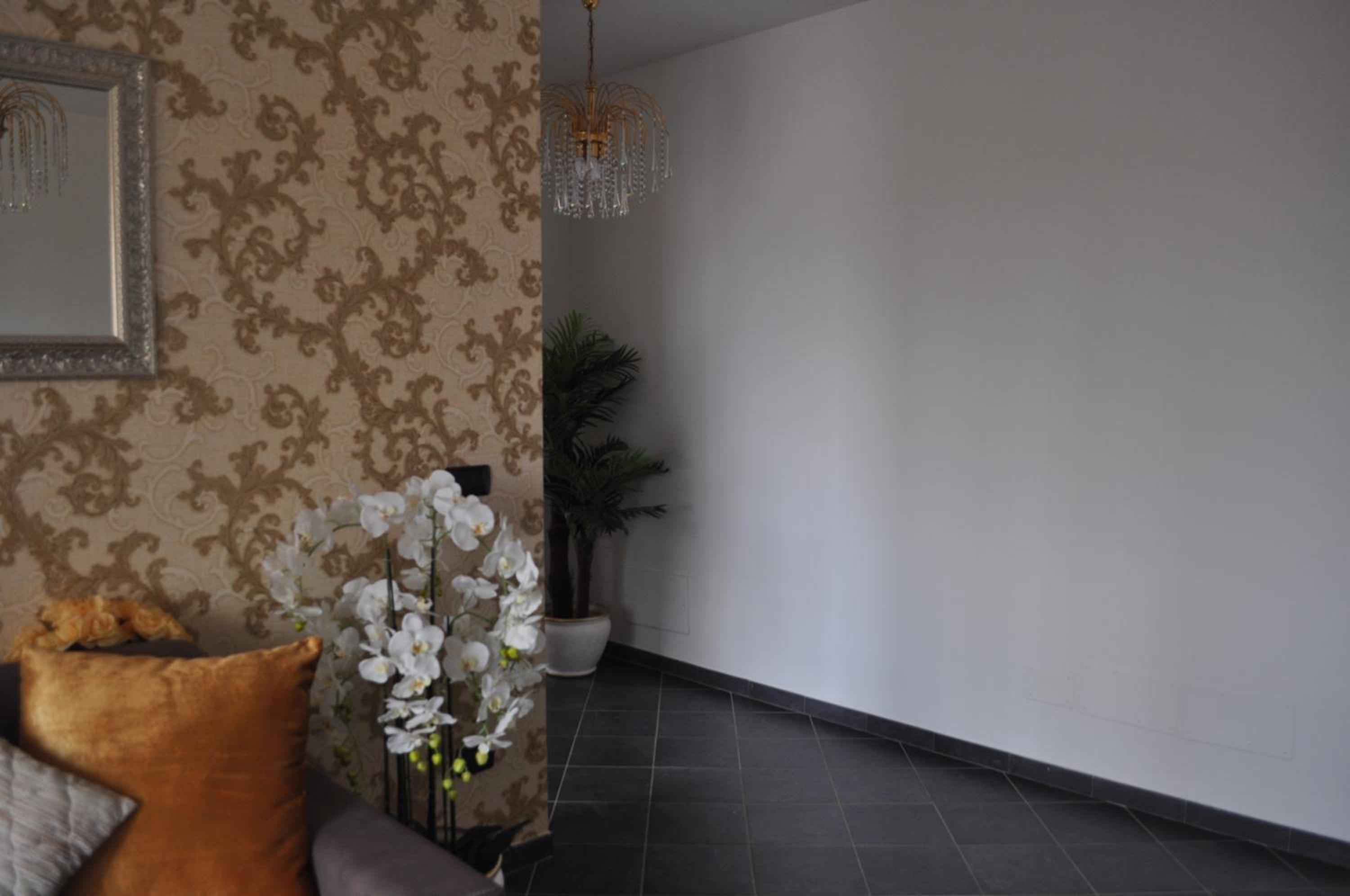 Apartment - Photo 9