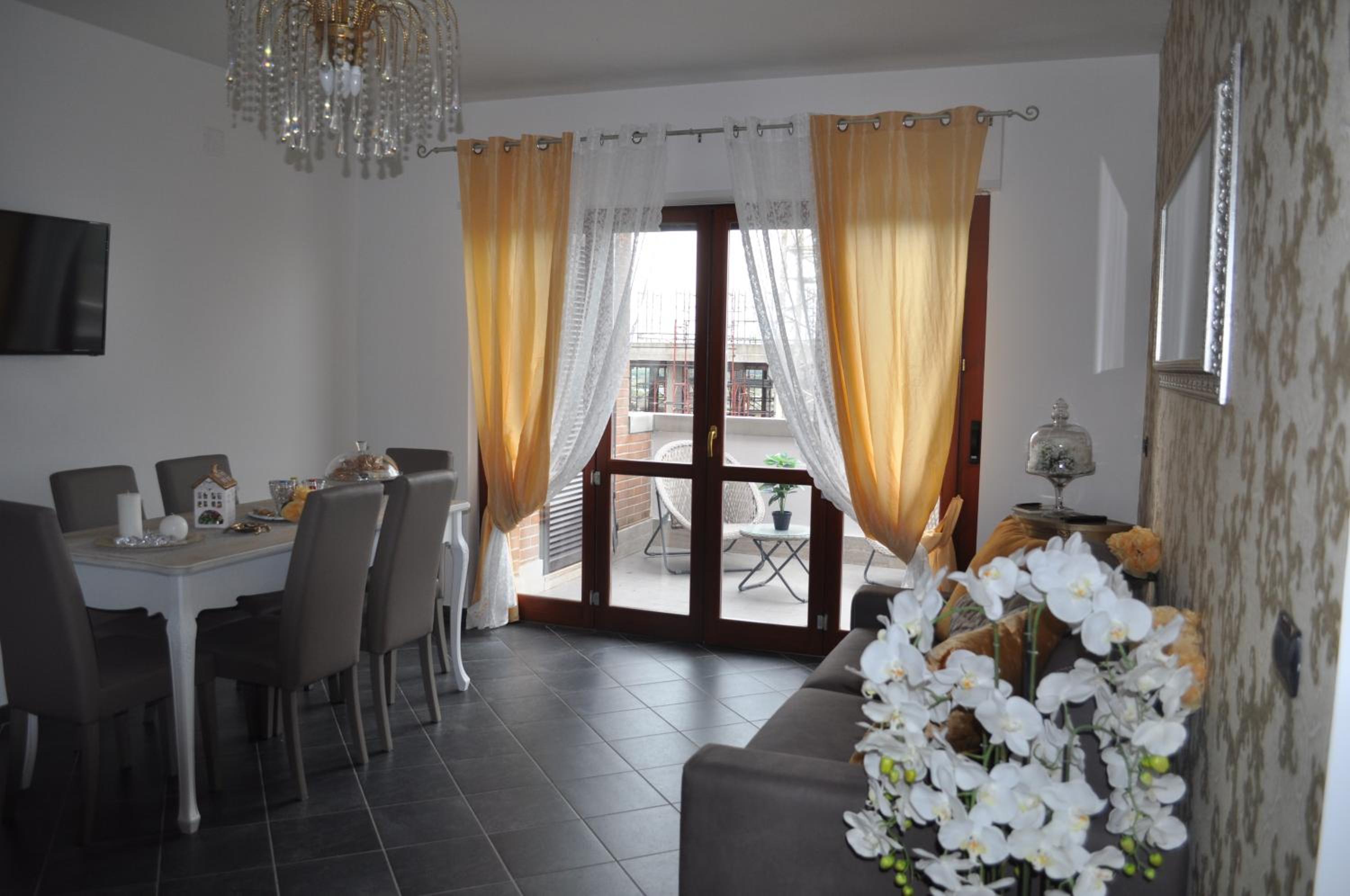 Apartment - Photo 5