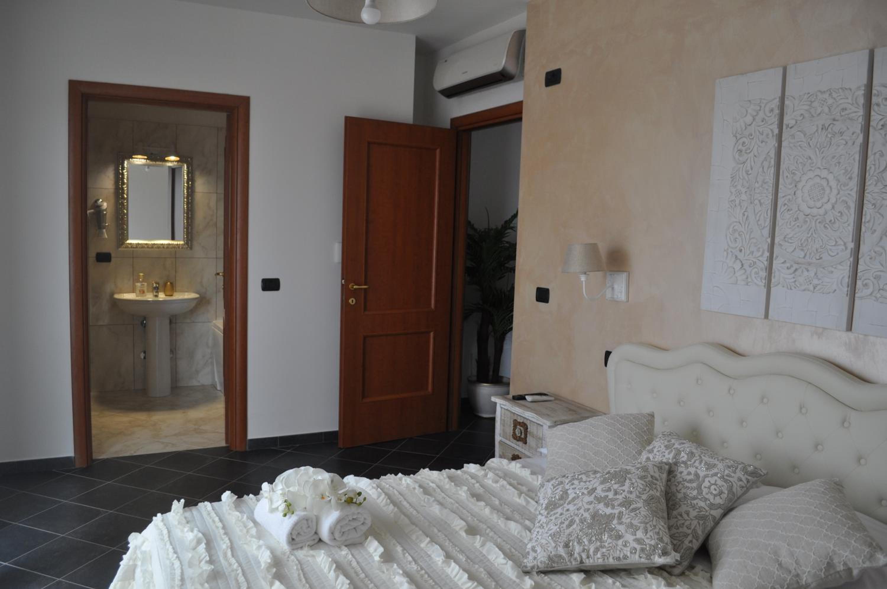 Apartment - Photo 19