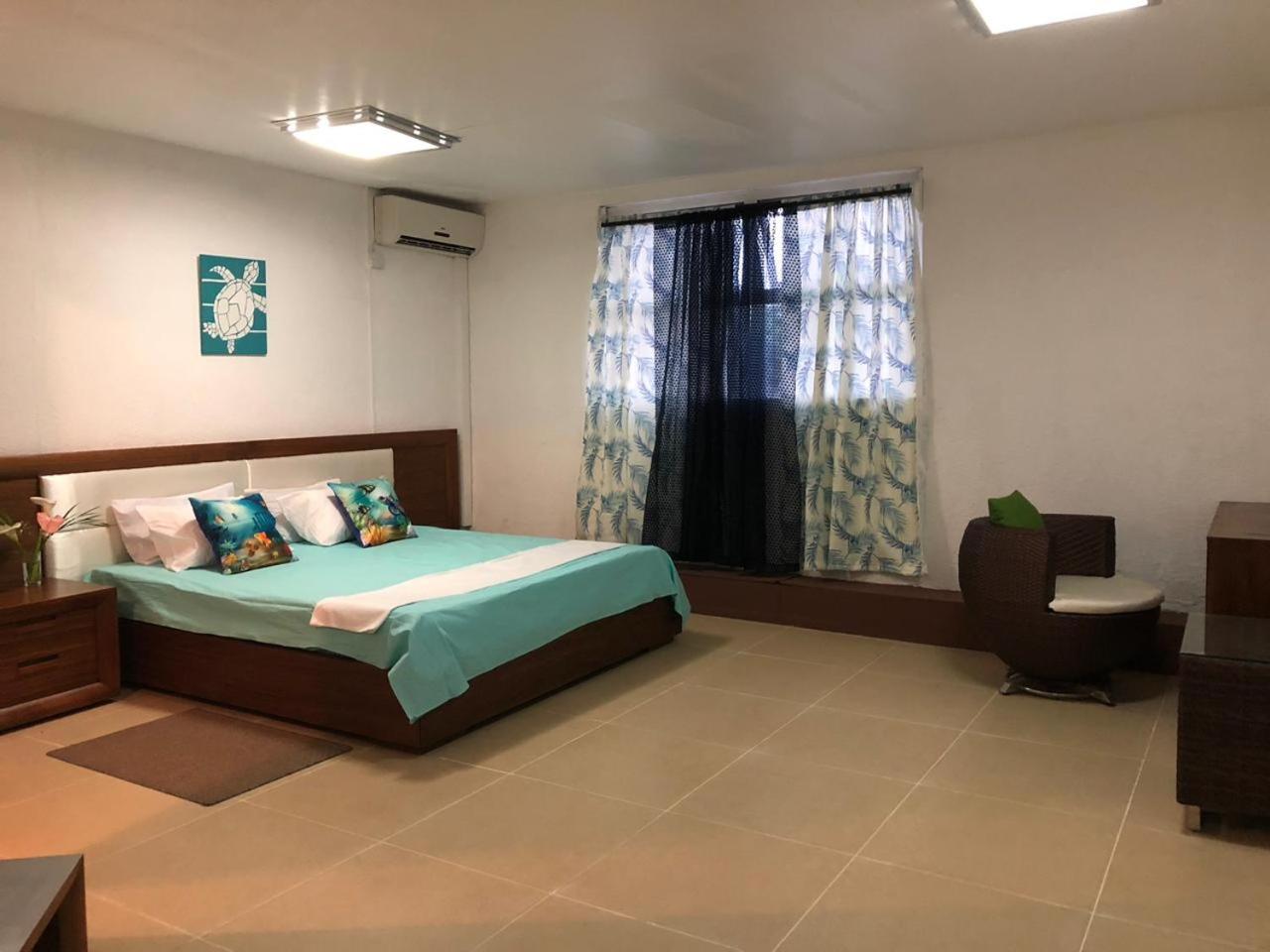 Double Room with Sea View - Photo 4