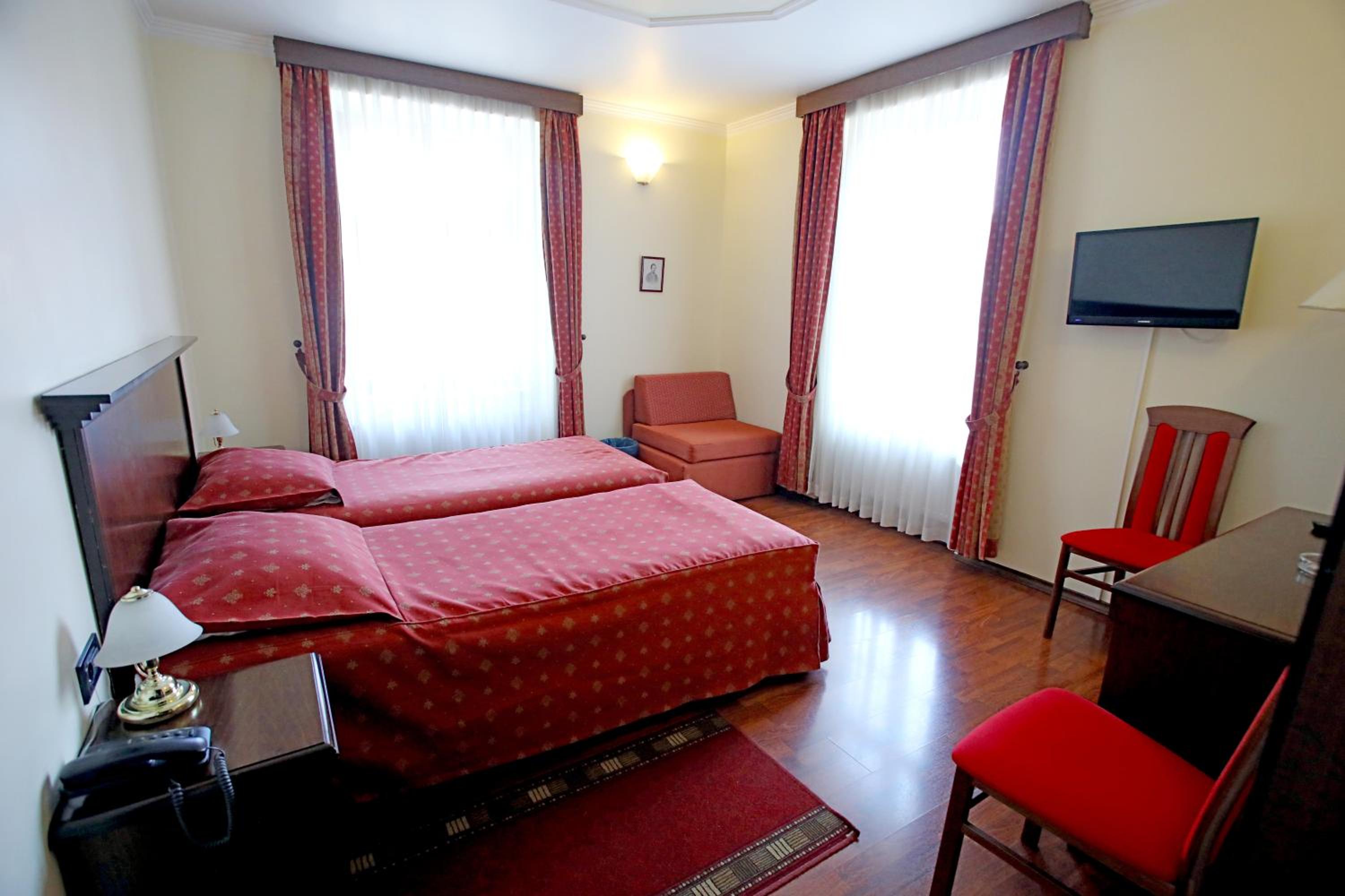 Standard Twin Room photo 1