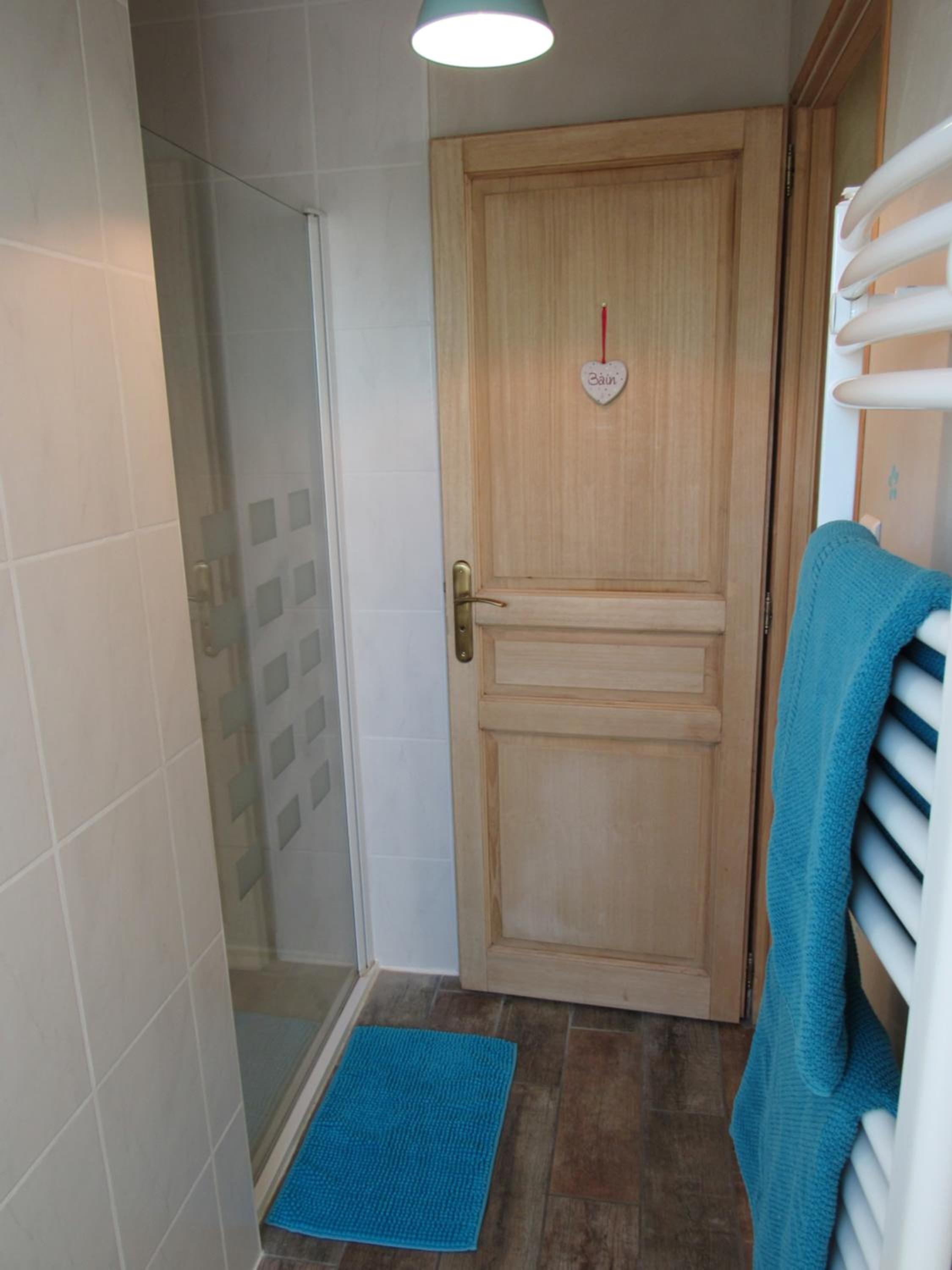 Double Room - Photo 2