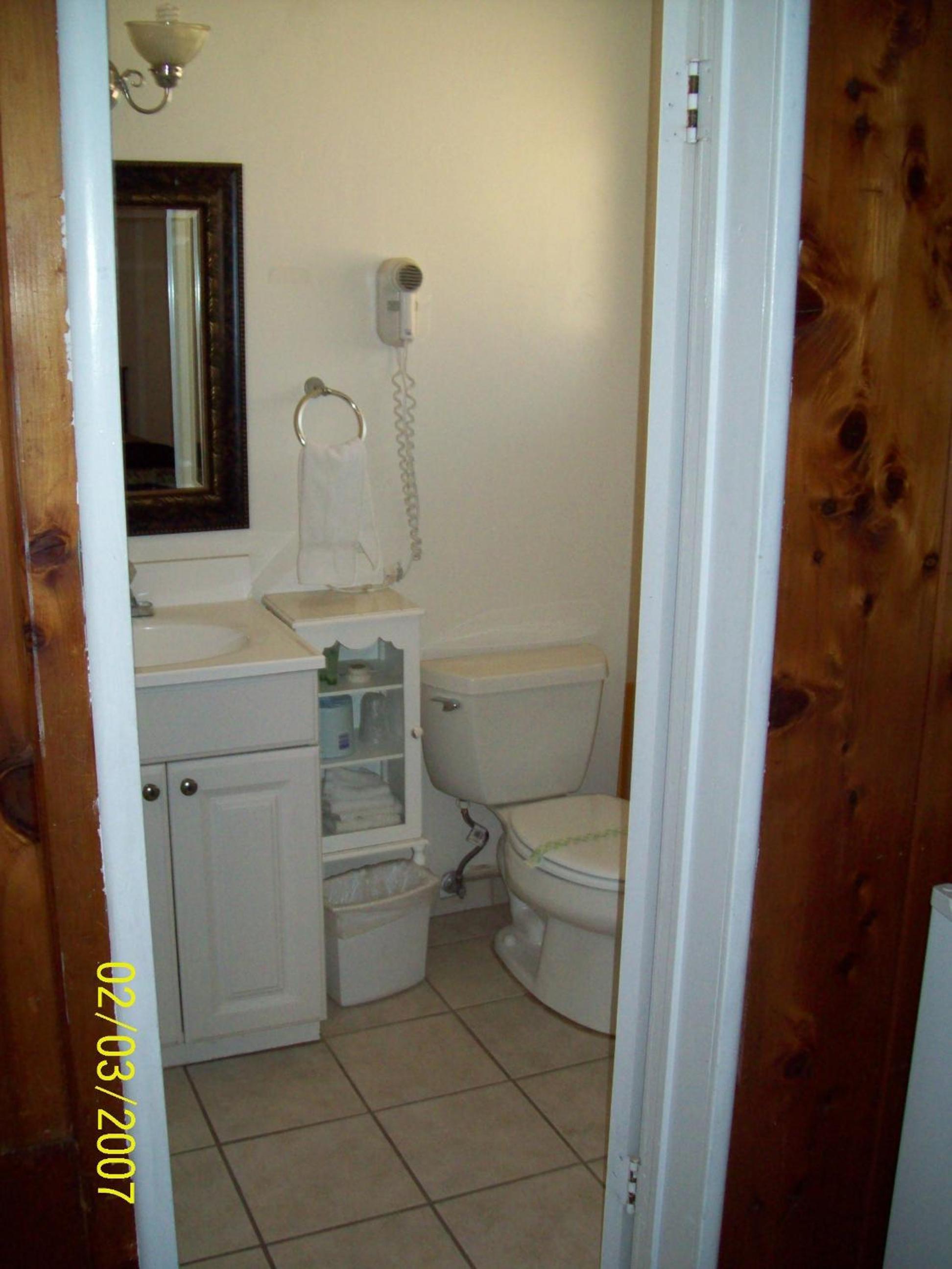 Queen Room with Two Queen Beds photo 2