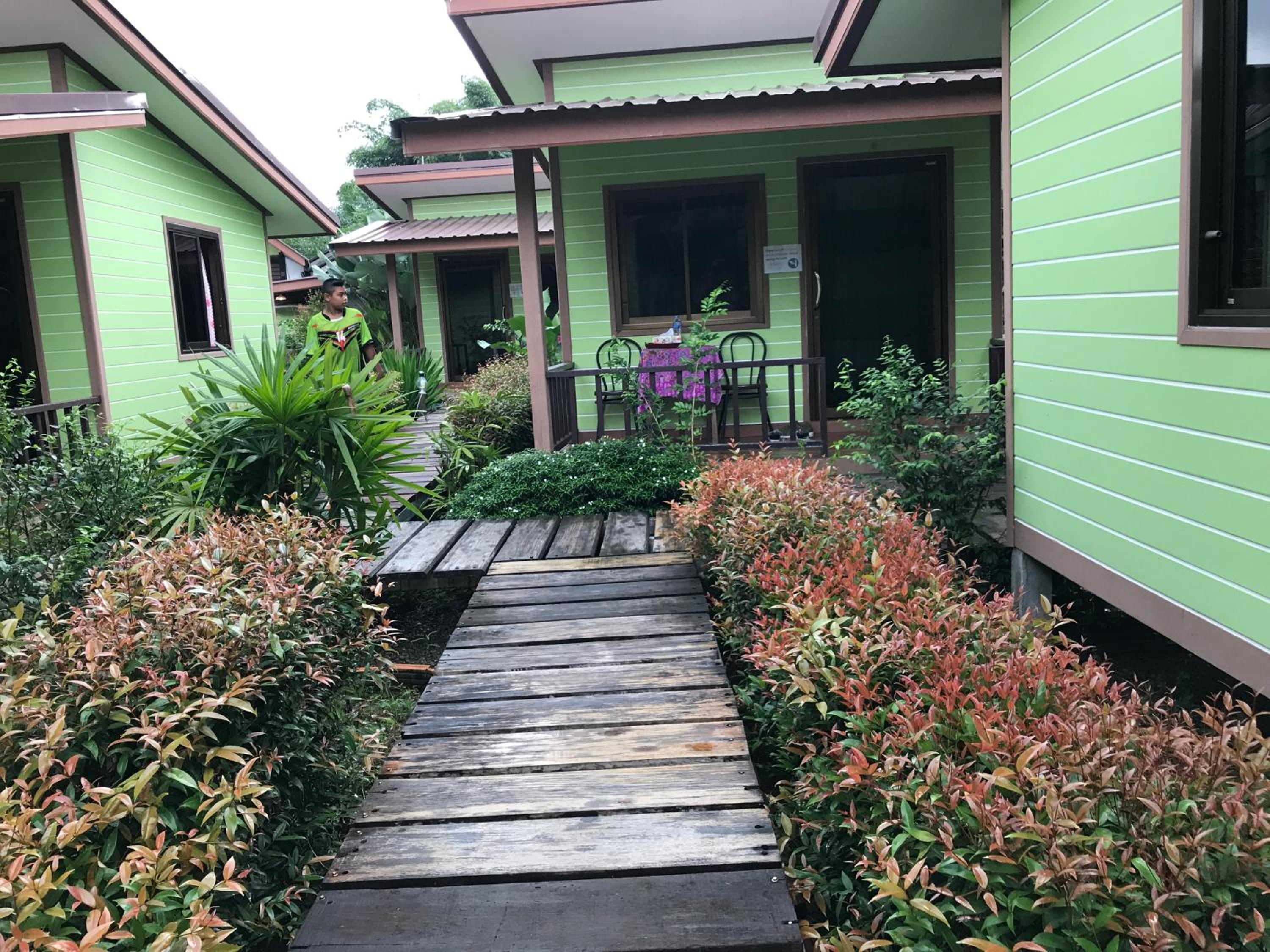 Bungalow with Air Conditioning - Photo 32