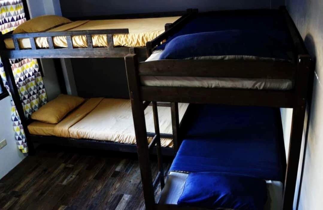 Bed in 4-Bed Dormitory Room with Shared Bathroom photo 1