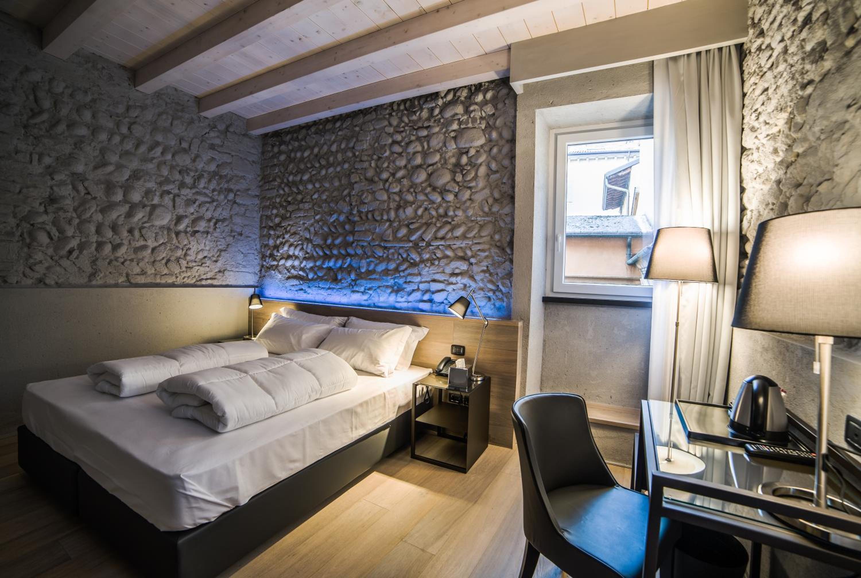 Superior Queen Room with Spa Access photo 1