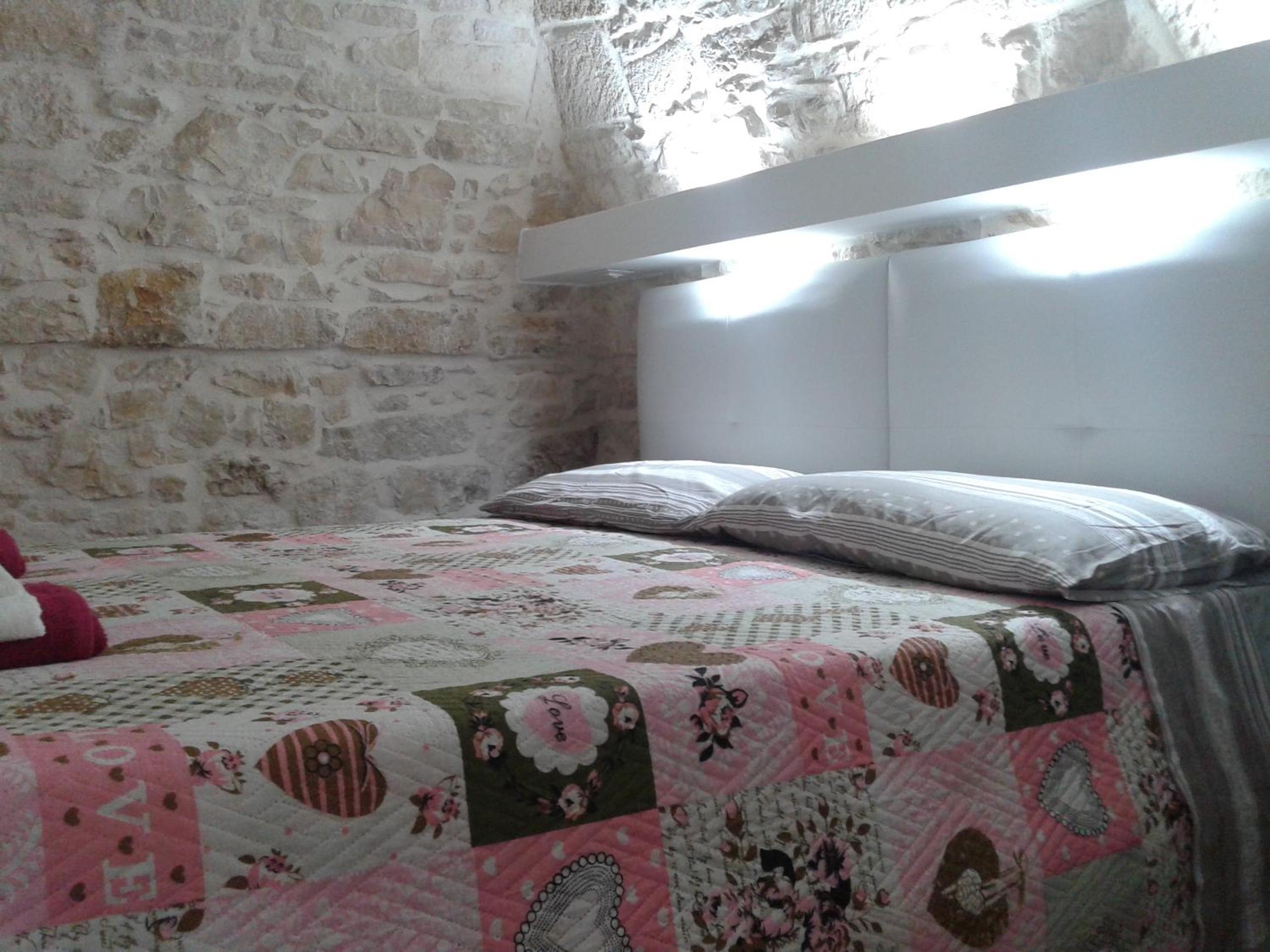 Deluxe Double Room with Shower photo 1