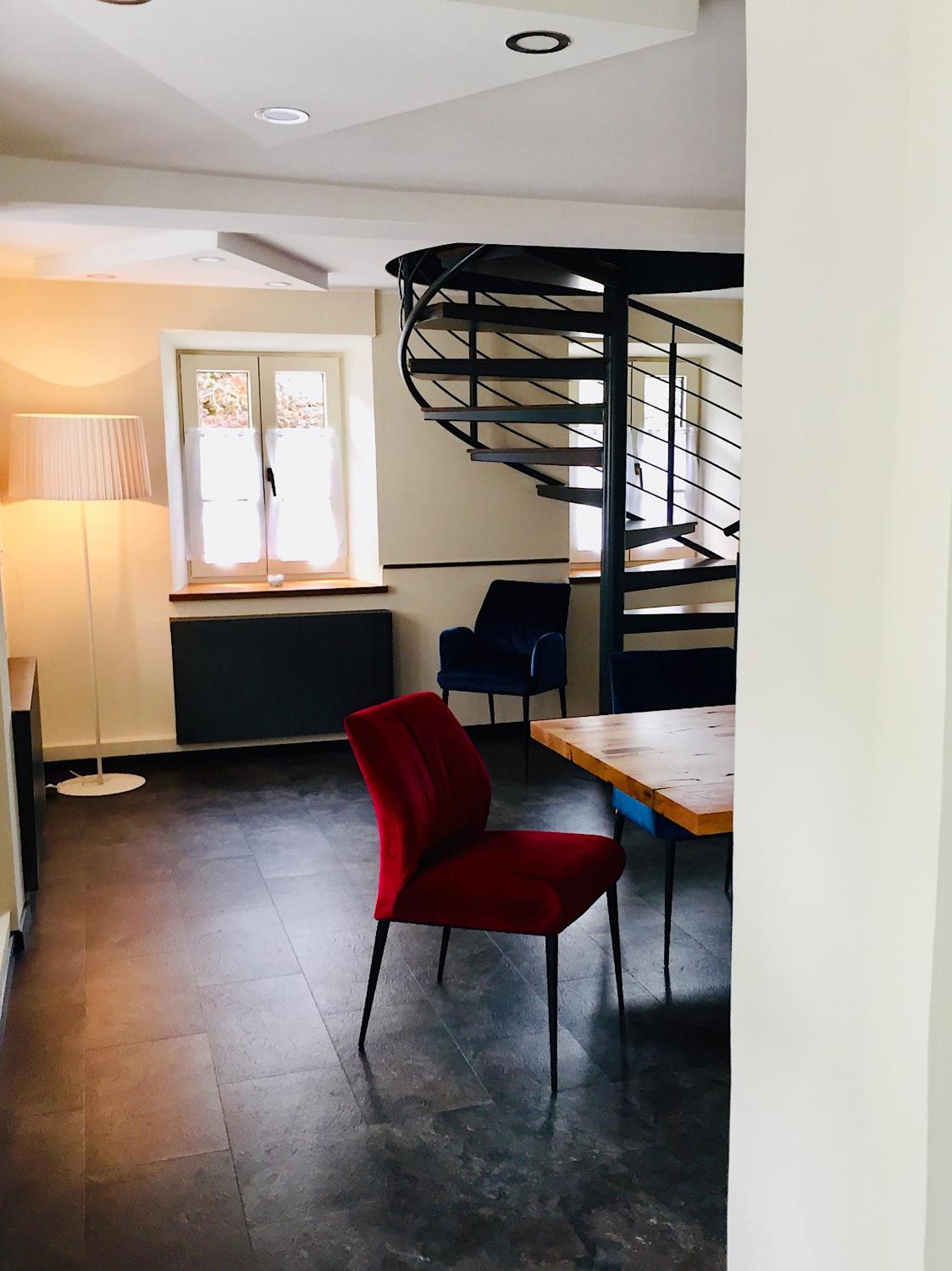 Apartment - Split Level photo 1