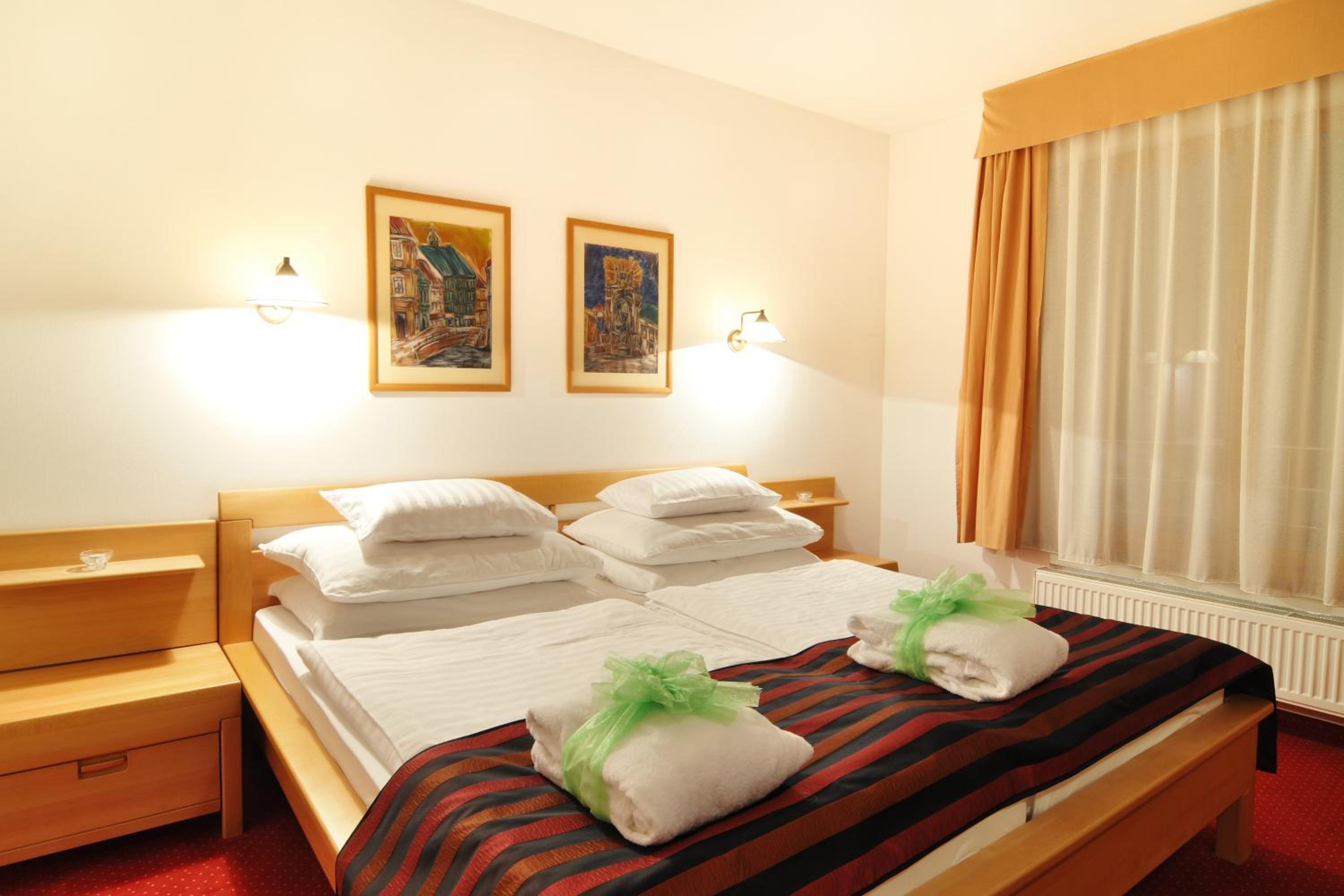 Classic Double Room - Photo 6