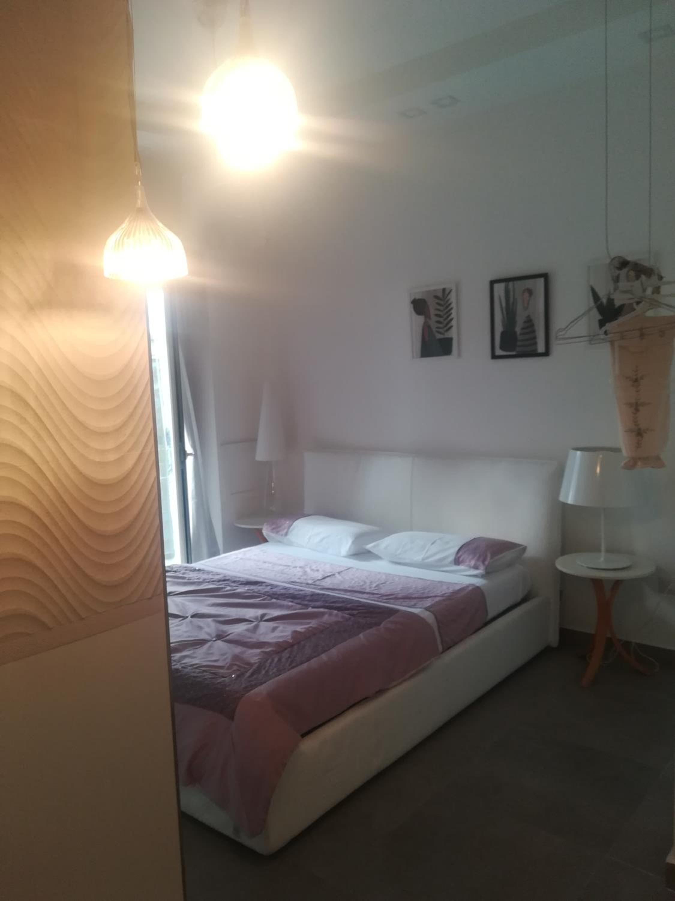 Double Room with Private Bathroom - Photo 1