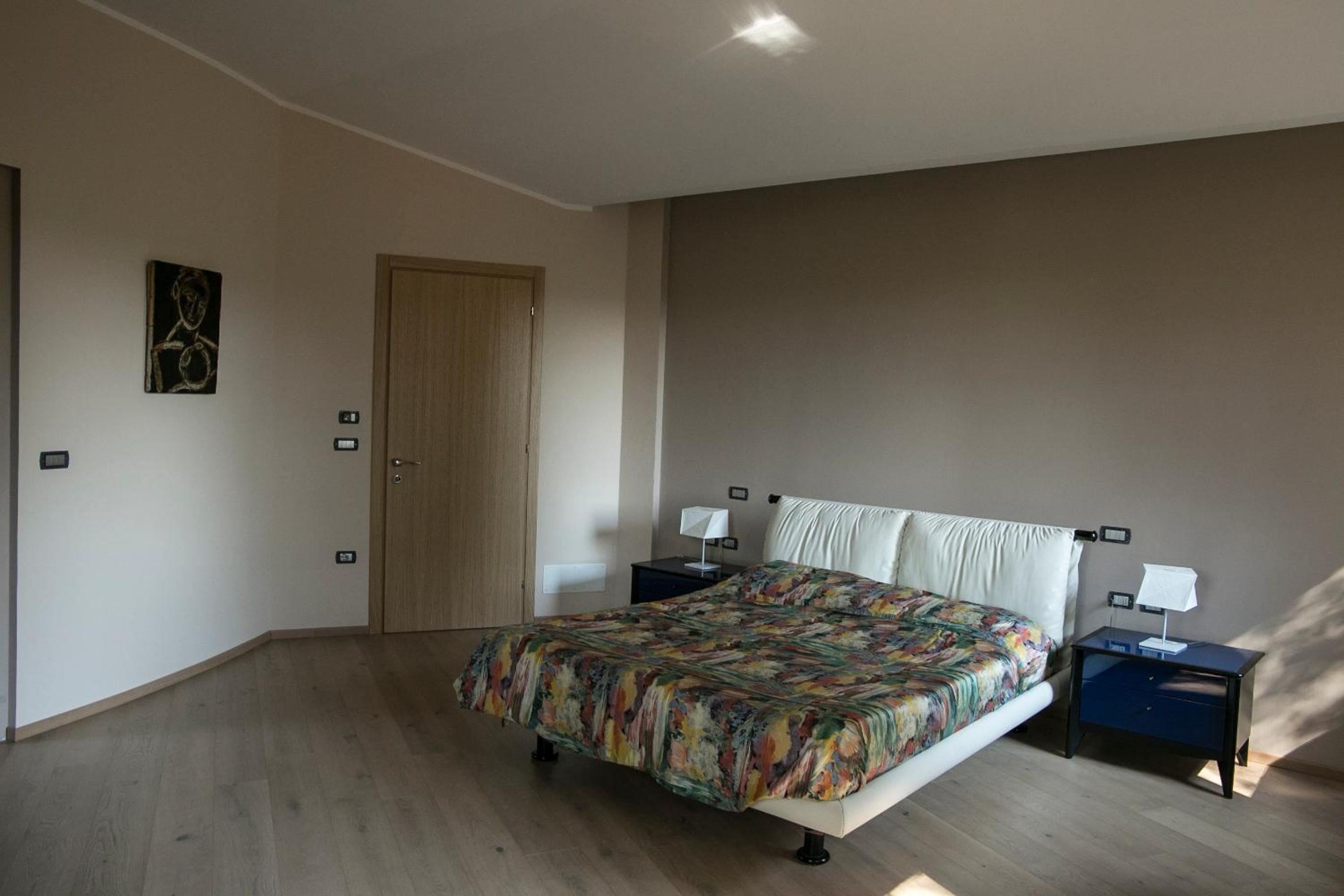 Deluxe Double Room with Bath photo 1