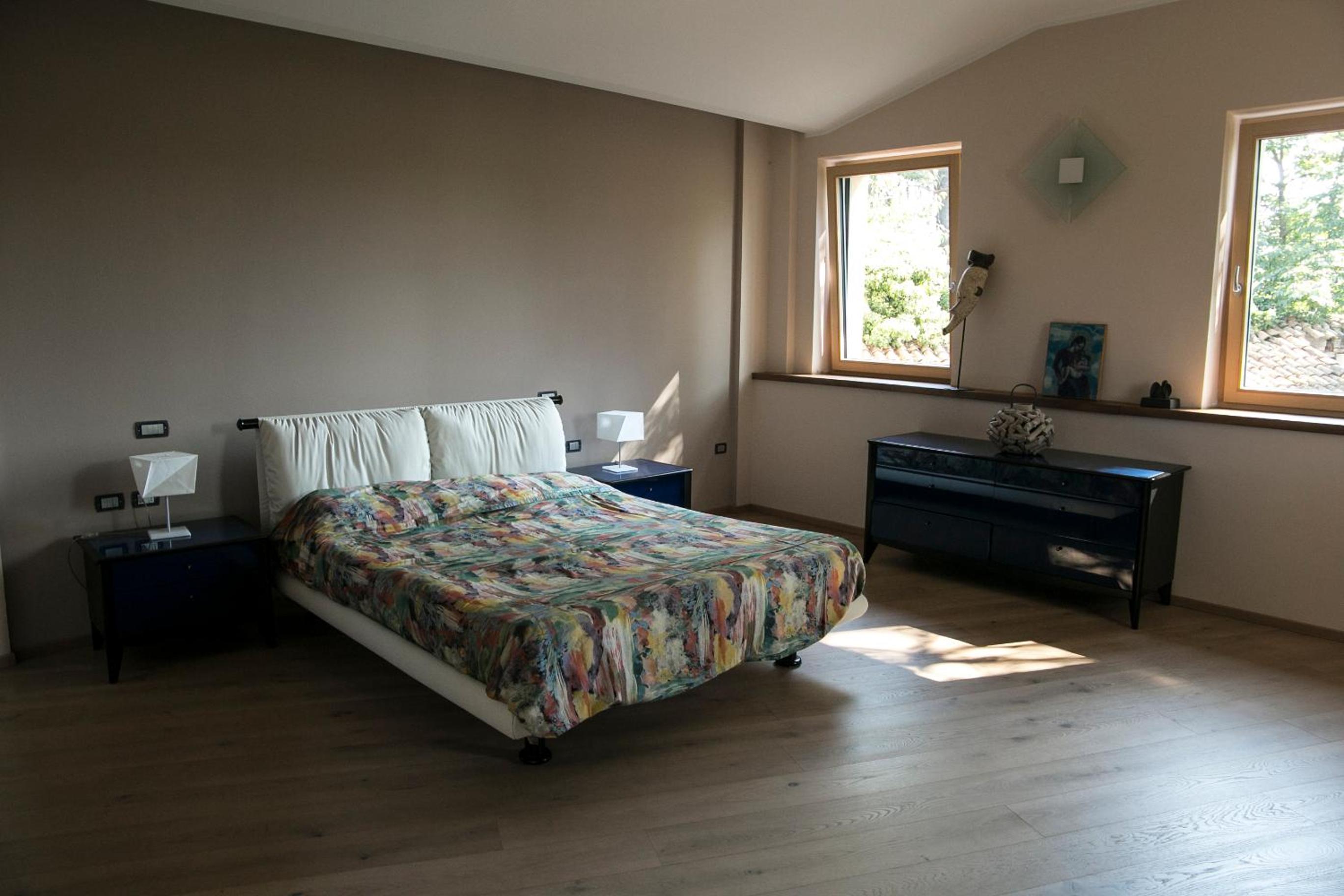 Deluxe Double Room with Bath photo 3