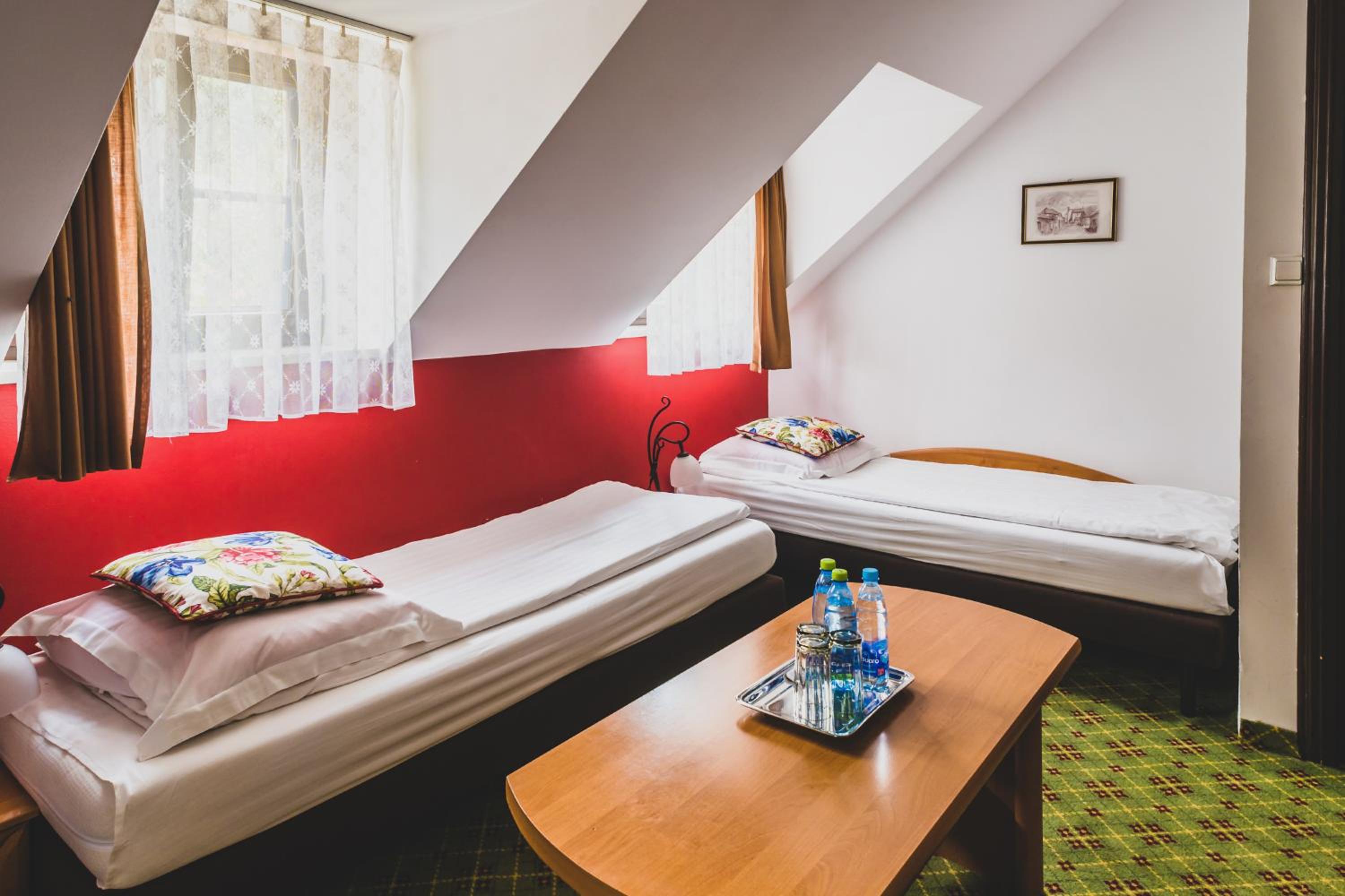 Triple Room (3 Adults) photo 3