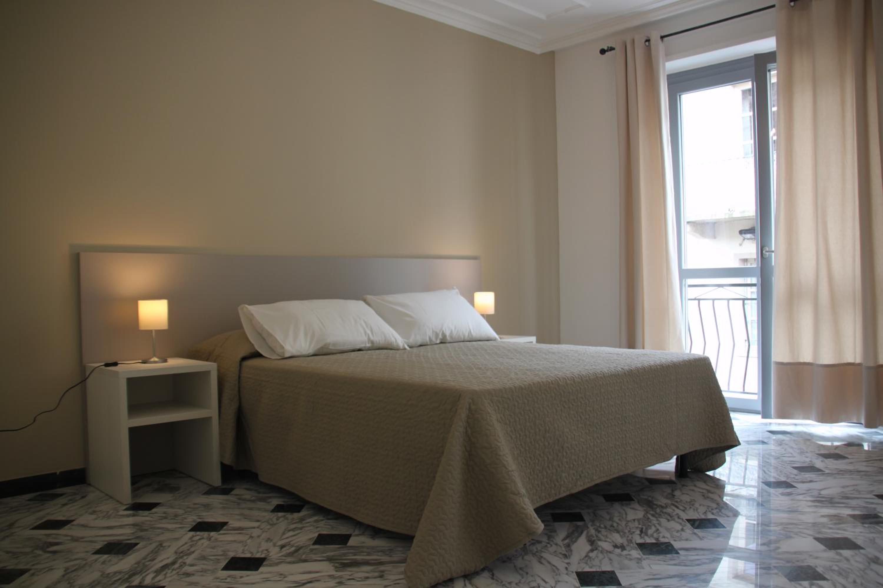 Double Room with Private Bathroom photo 3