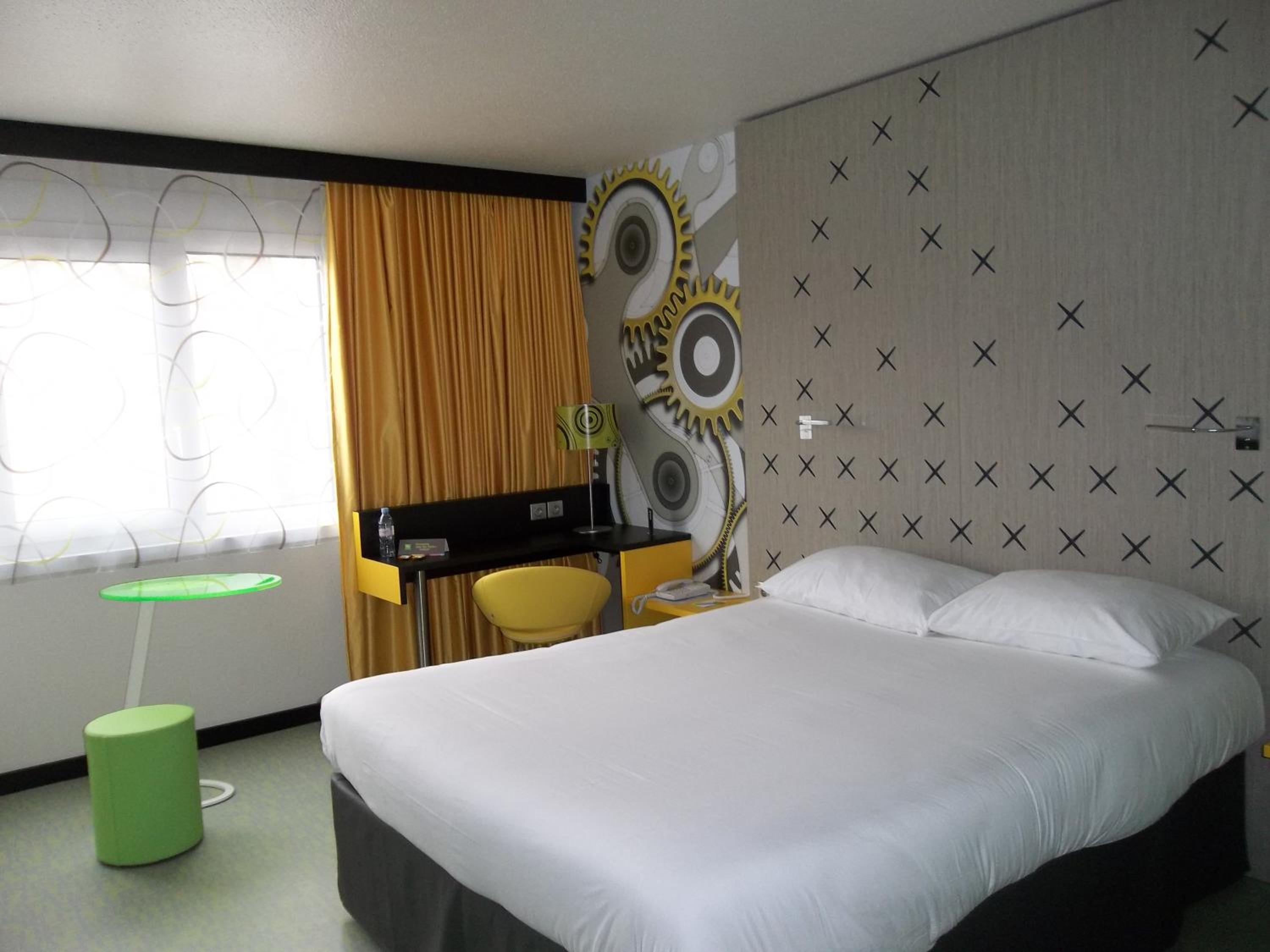 Standard Double Room - Photo 3